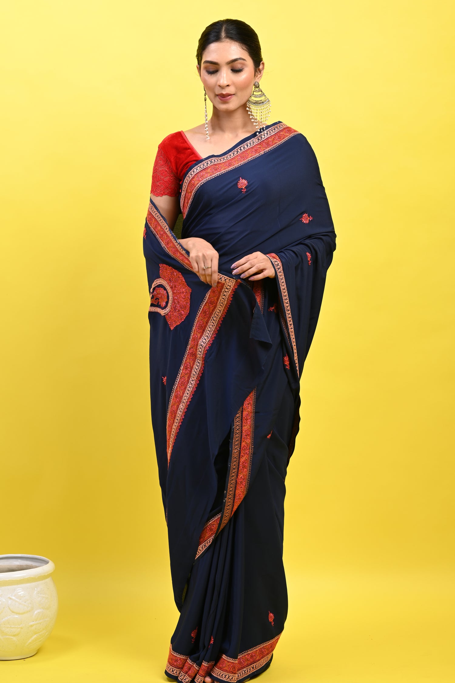Pure Crepe Chinon Silk Sozni Work Kashmiri Saree