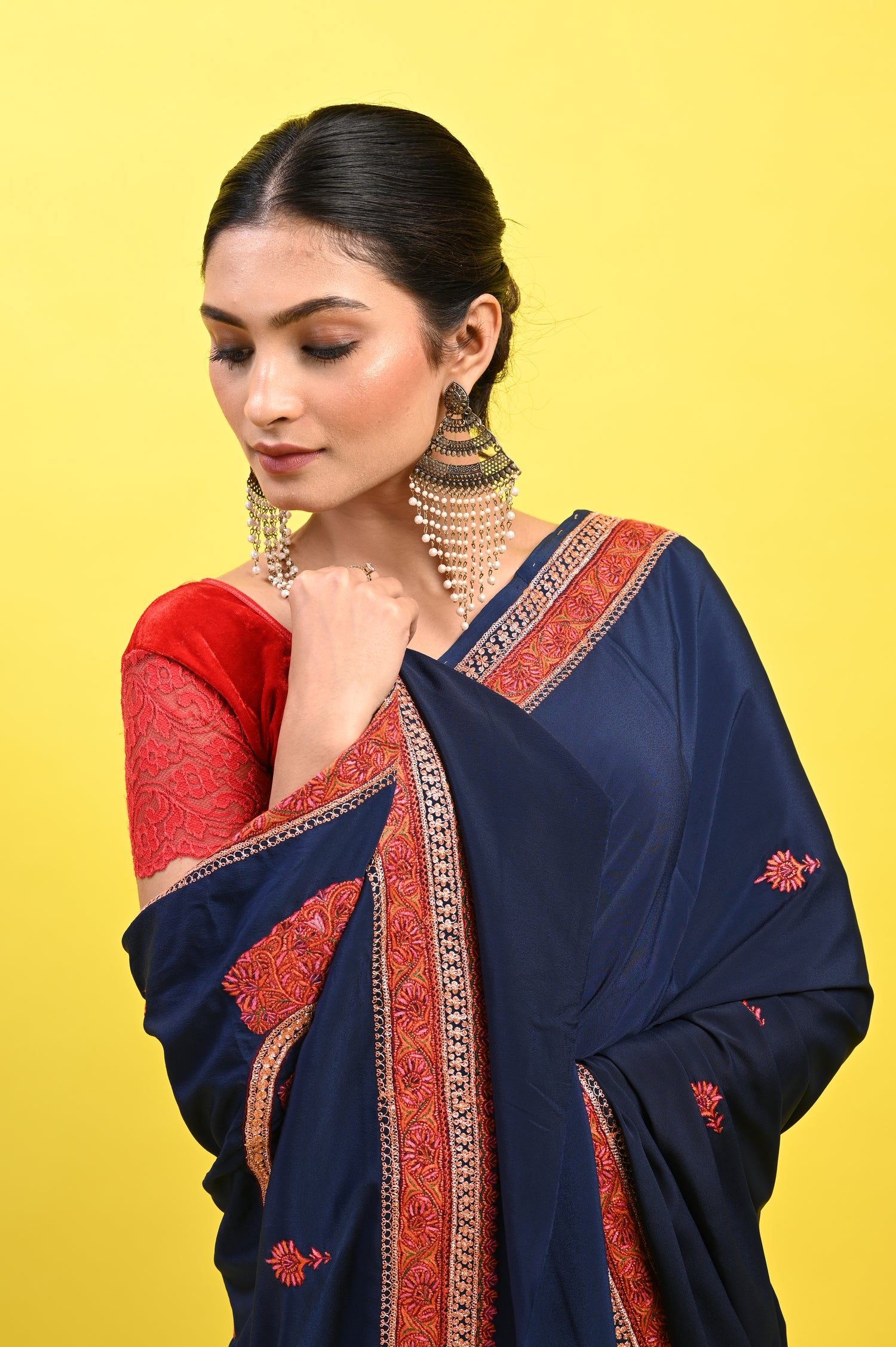 Pure Crepe Chinon Silk Sozni Work Kashmiri Saree