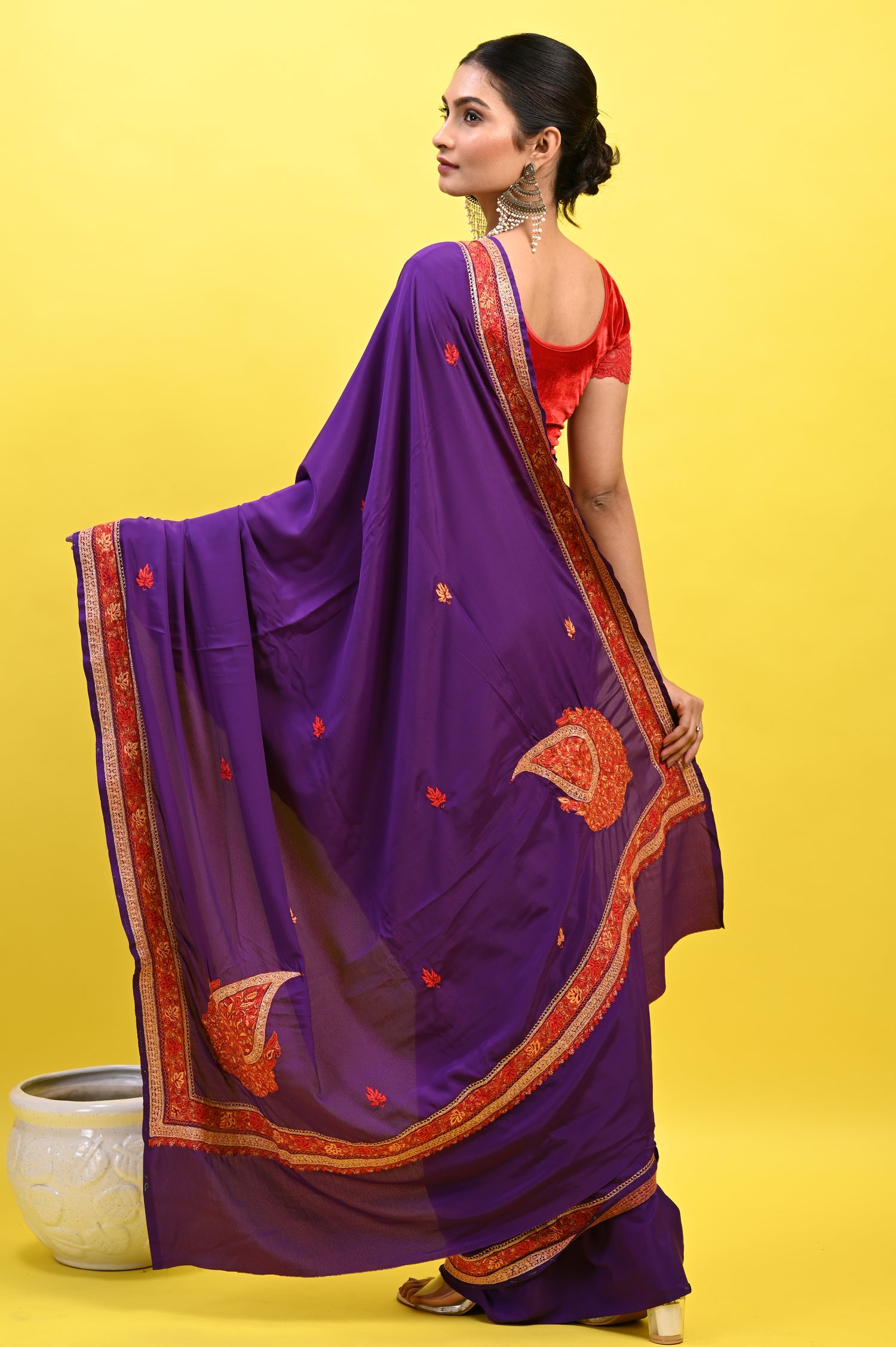 Pure Crepe Chinon Silk Sozni Work Kashmiri Saree