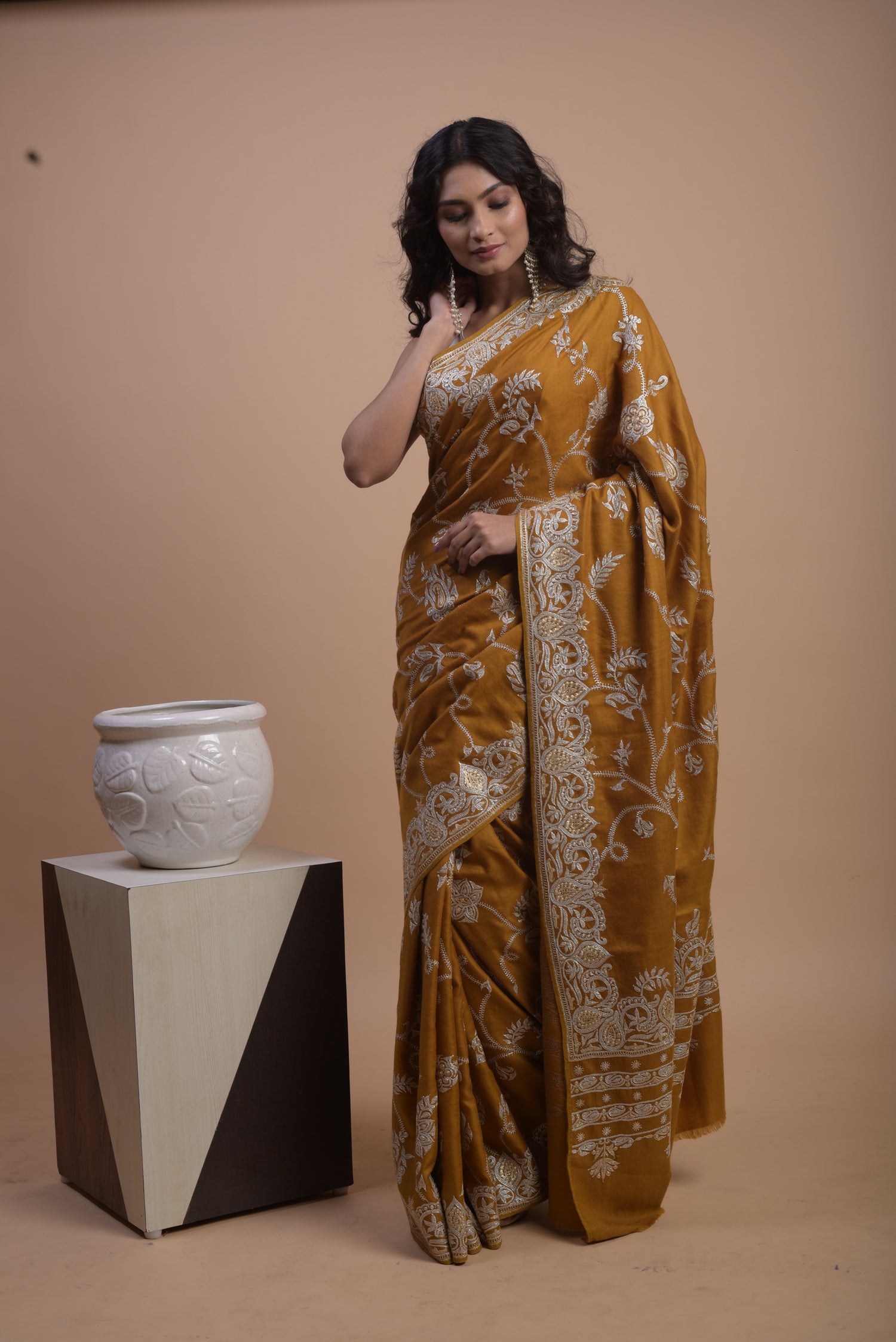 Pure Pashmina Tilla Embriodery Kashmiri Saree