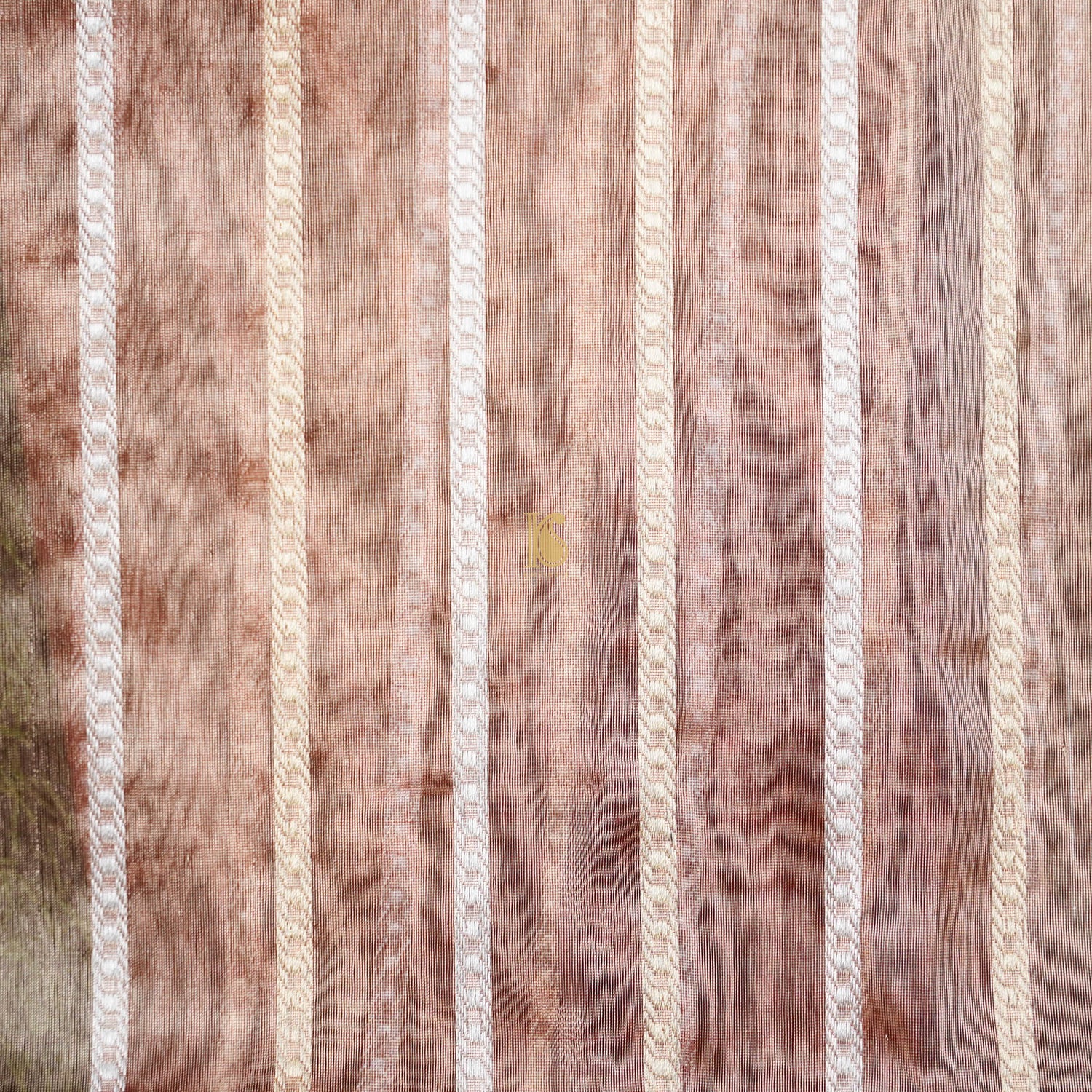 Pure Tissue Silk Handwoven Banarasi Saree - Khinkhwab