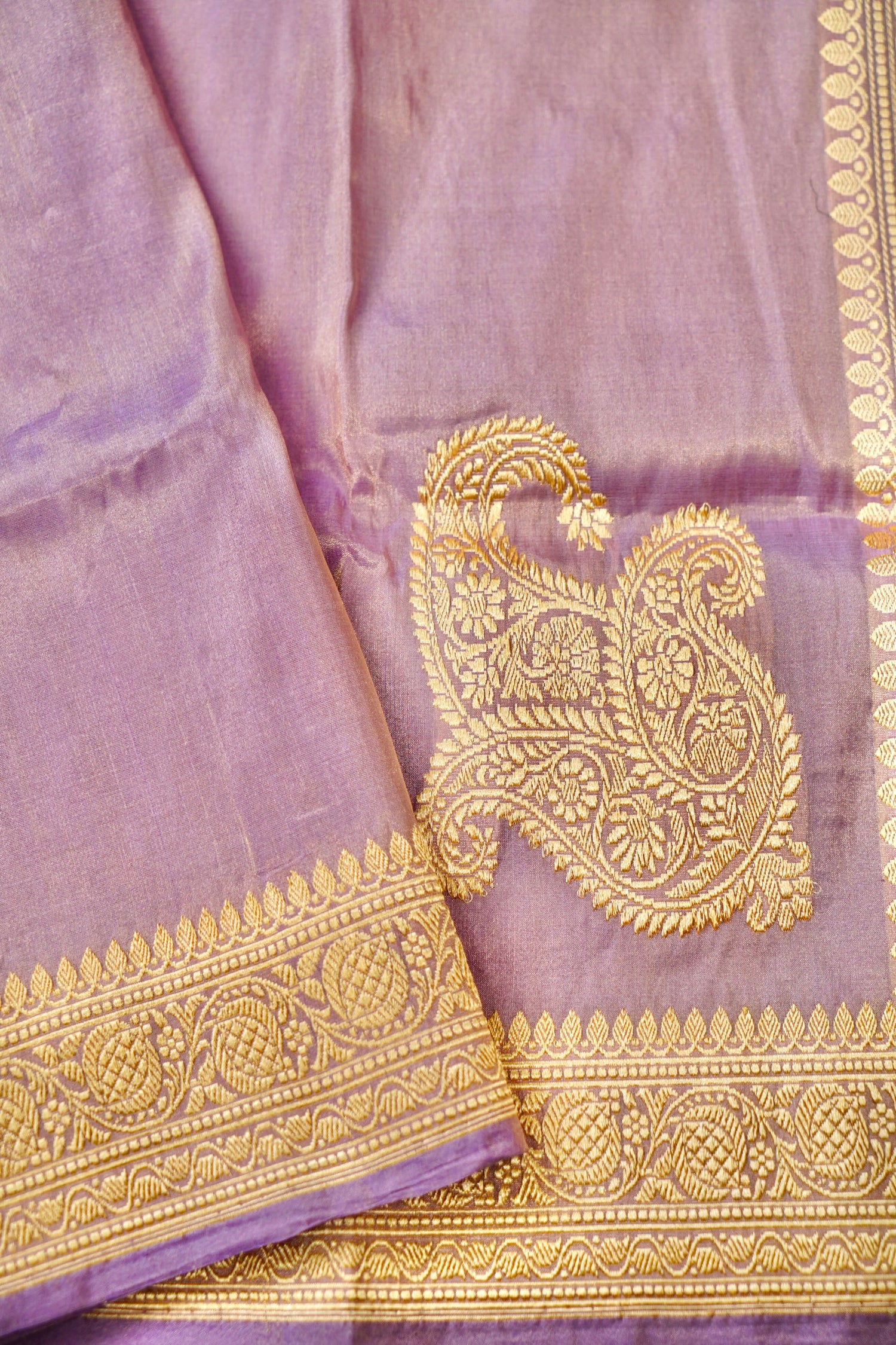Handloom Banarasi Pure Tissue Saree