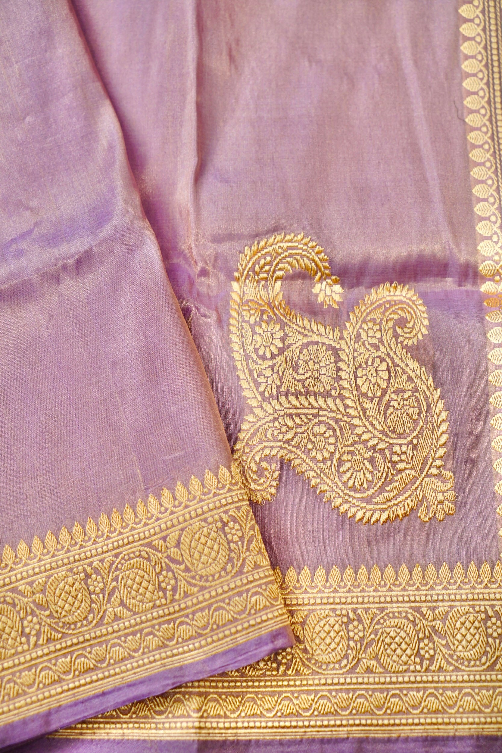 Handloom Banarasi Pure Tissue Saree