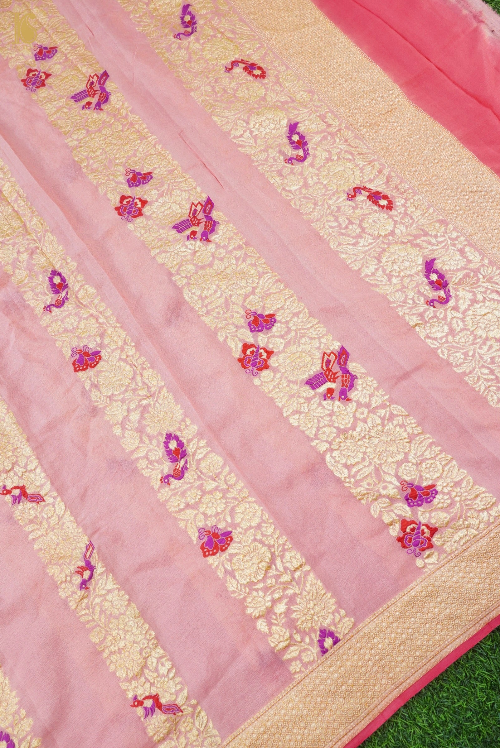 Handwoven Banarasi Georgette Dupatta with Floral Meenakari