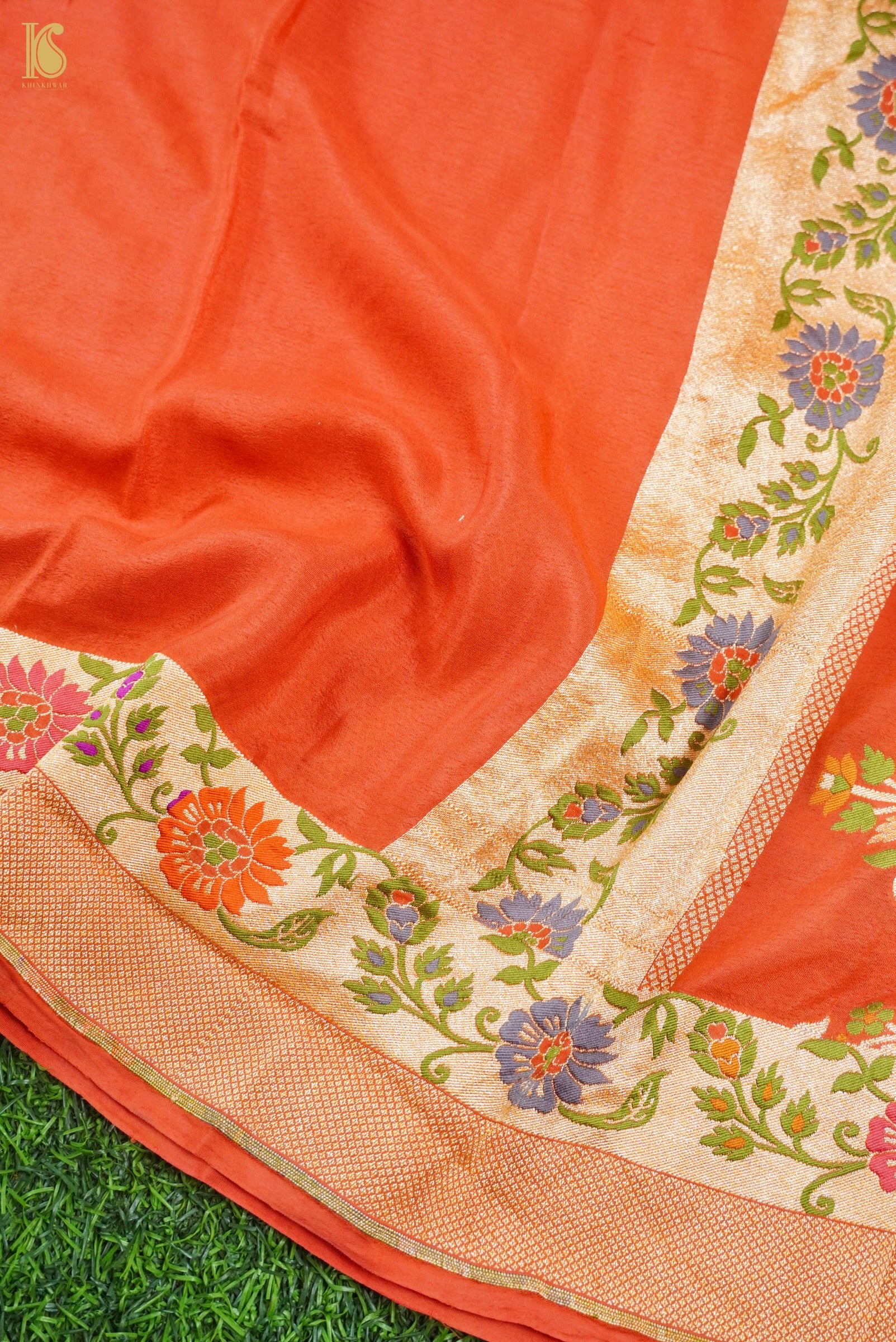 Handwoven Banarasi Georgette Dupatta with Floral Meenakari