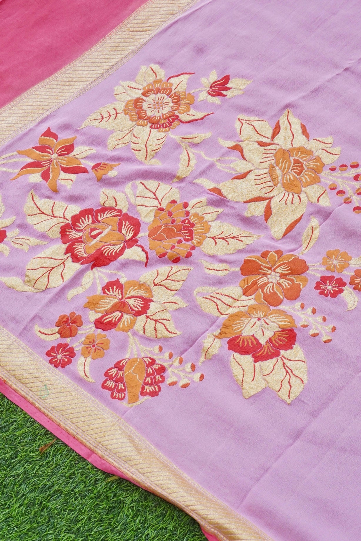 Handwoven Banarasi Georgette Dupatta with Floral Meenakari