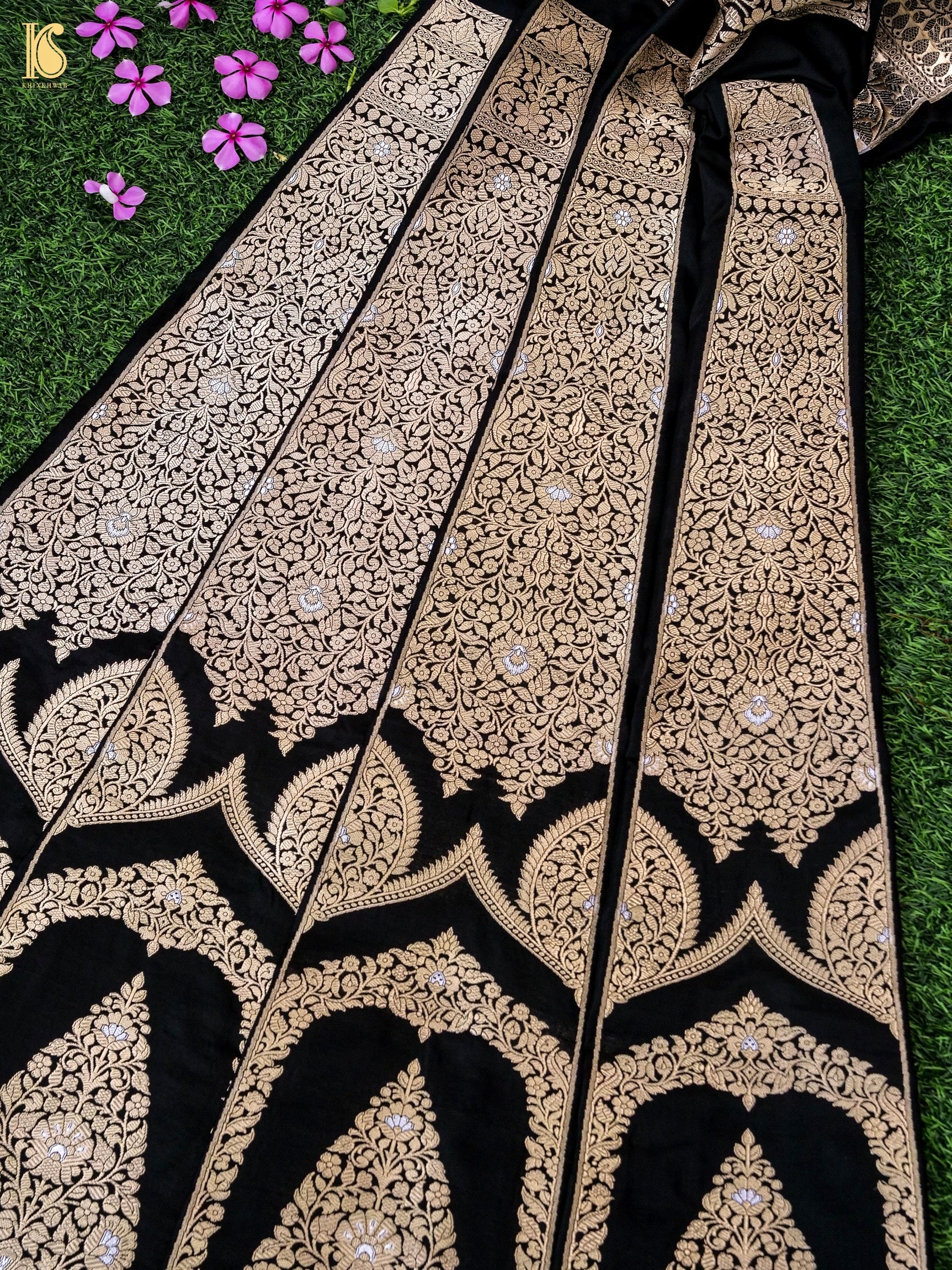 Handloom Banarasi Katan Silk Kalidar Naqshi Lehenga