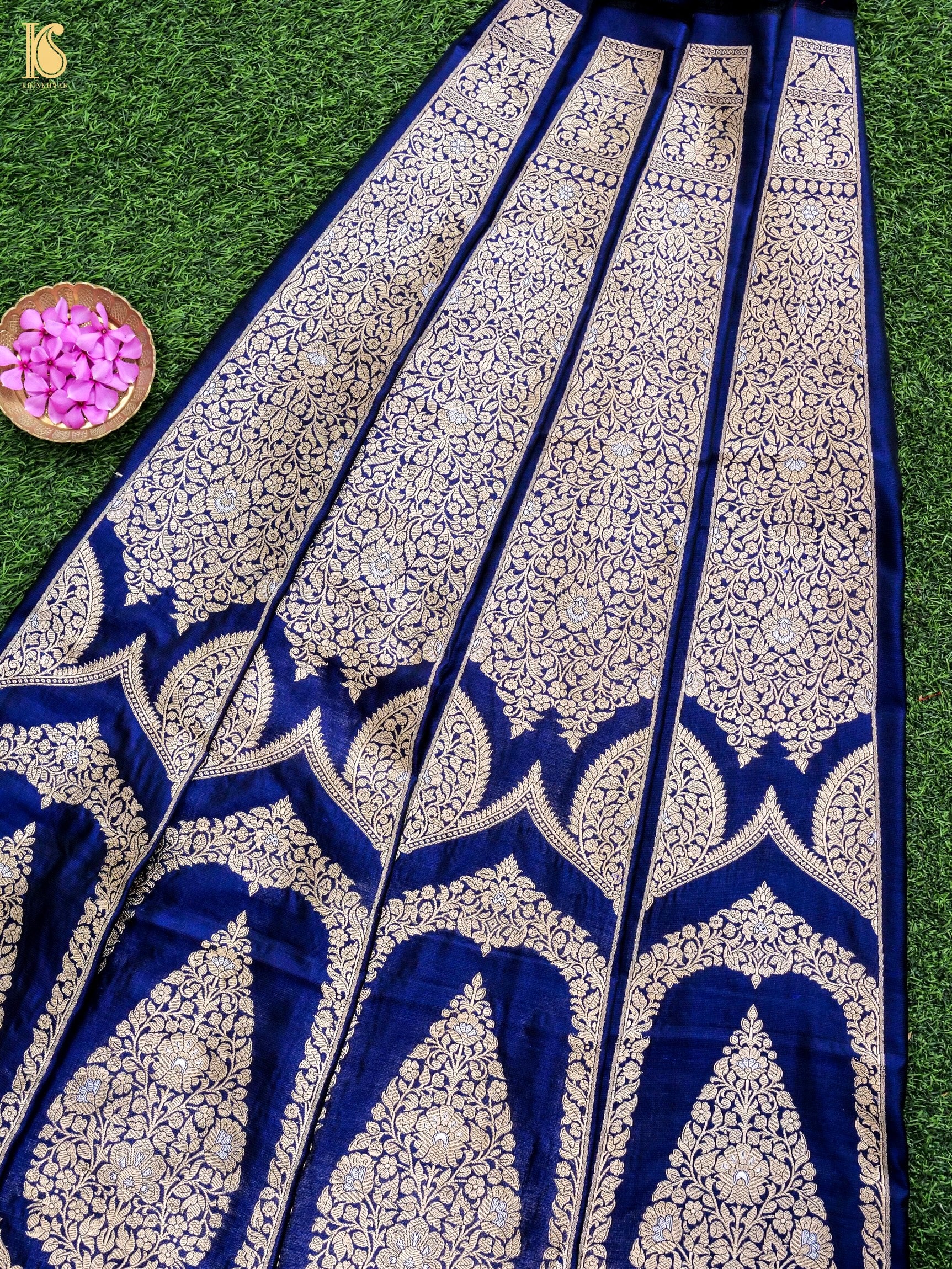 Handloom Banarasi Katan Silk Kalidar Naqshi Lehenga