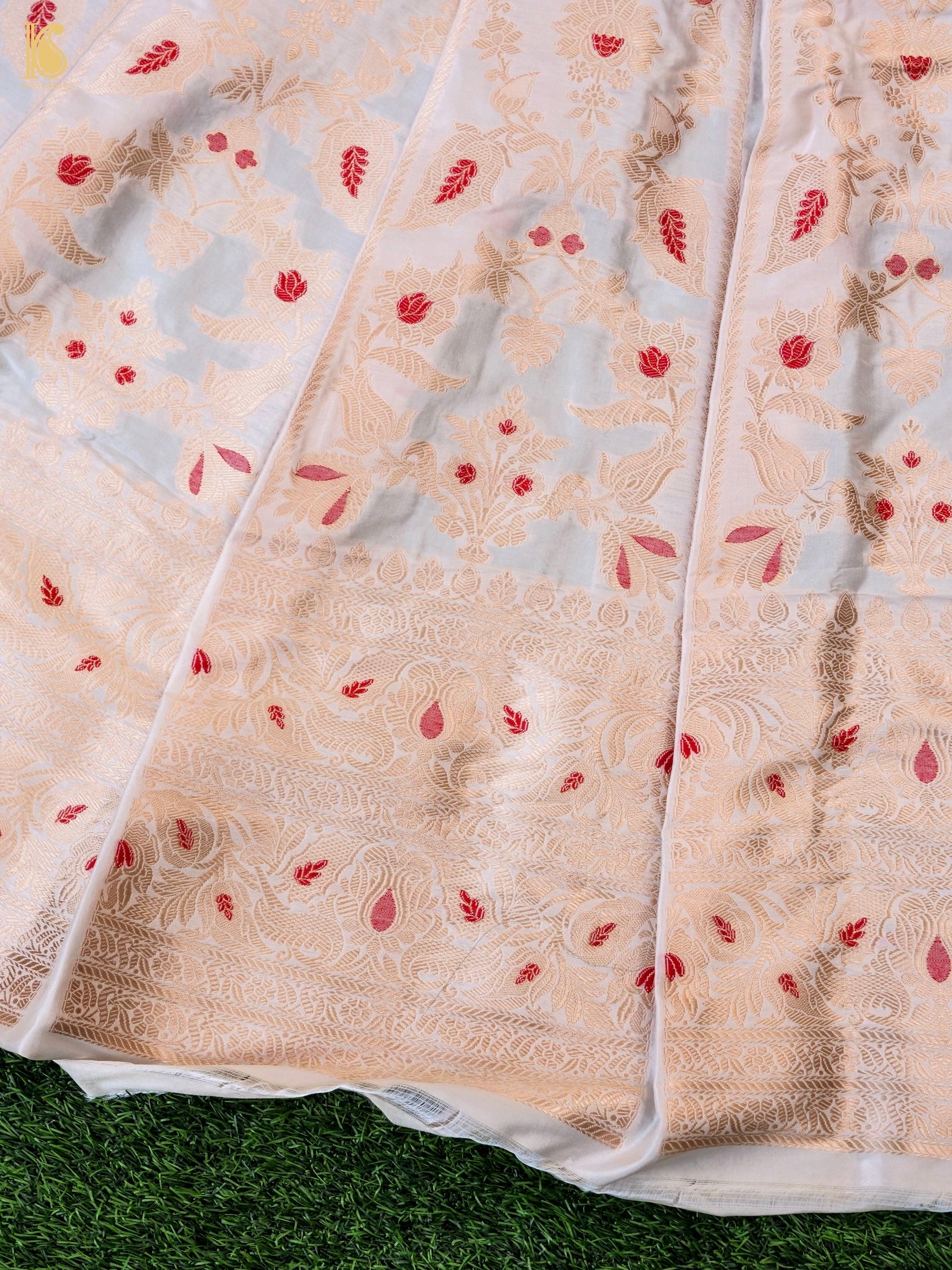 Handloom Banarasi Katan Silk Kalidar Pankhuri Lehenga