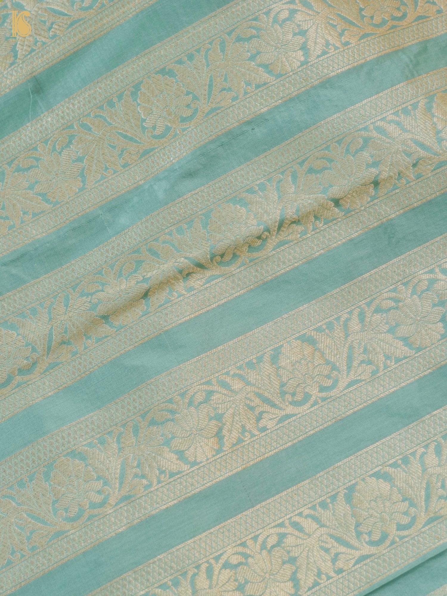 Handloom Banarasi Katan Silk Kalidar Pankhuri Lehenga