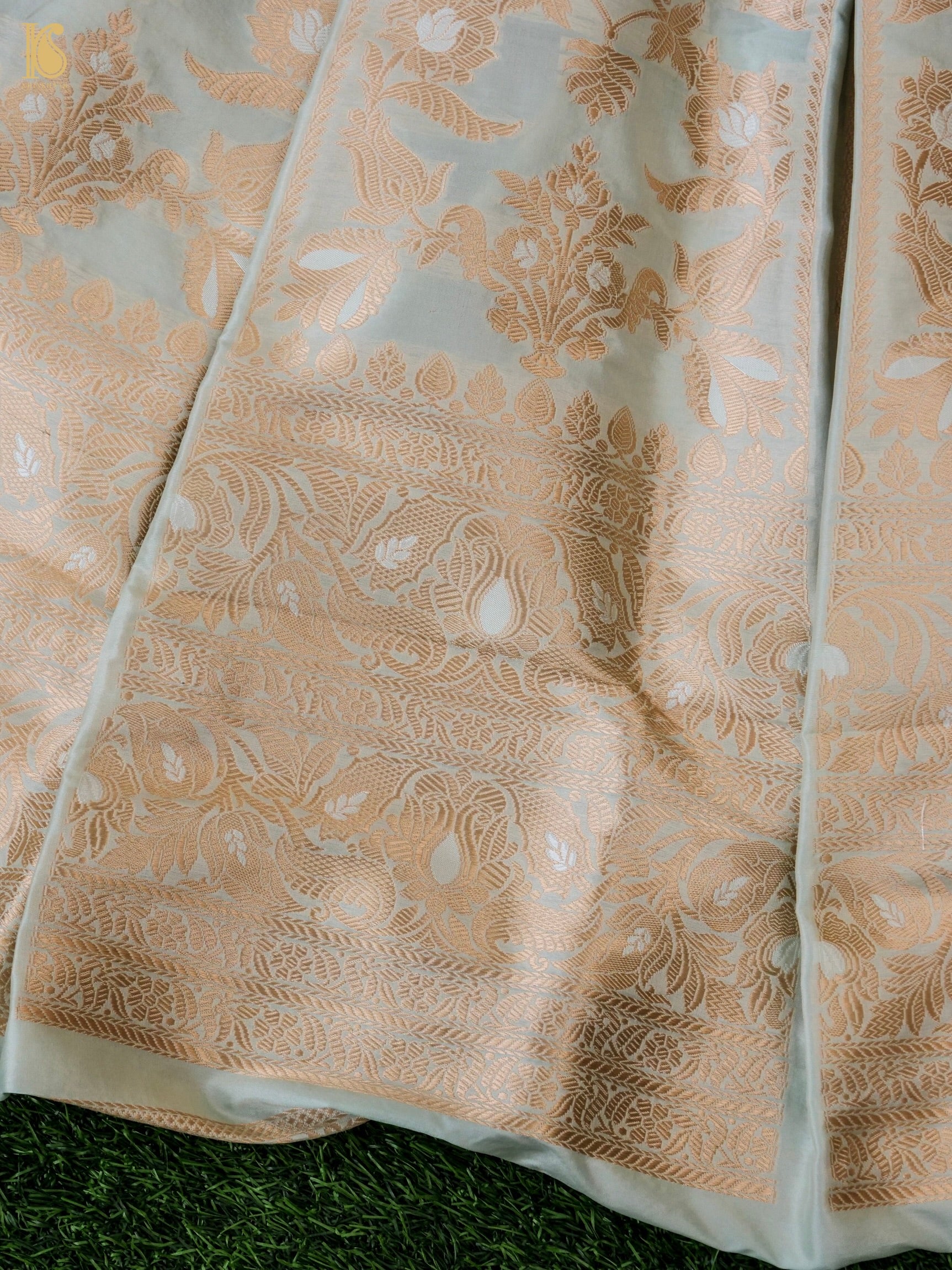 Handloom Banarasi Katan Silk Kalidar Pankhuri Lehenga