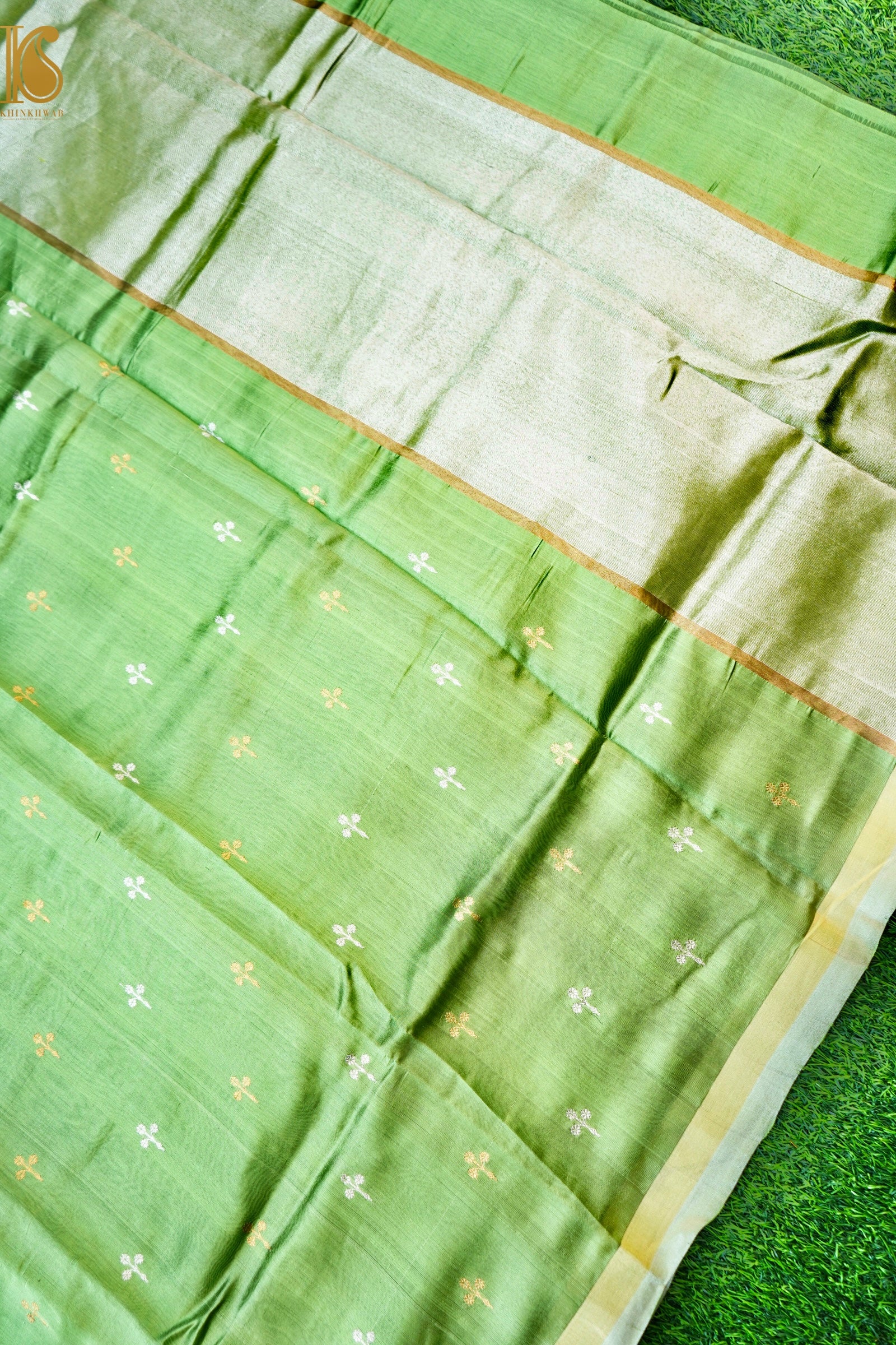 Handwoven Chanderi Eknaliya Boota Green Saree