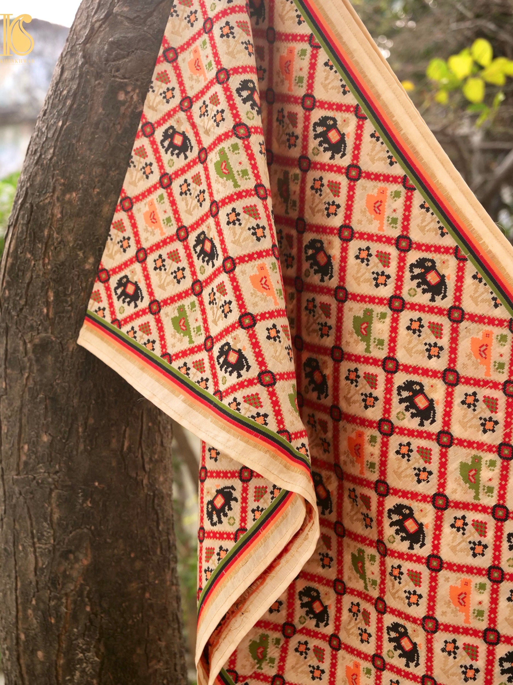 Pure Chiniya Silk Banarasi Woven Stole