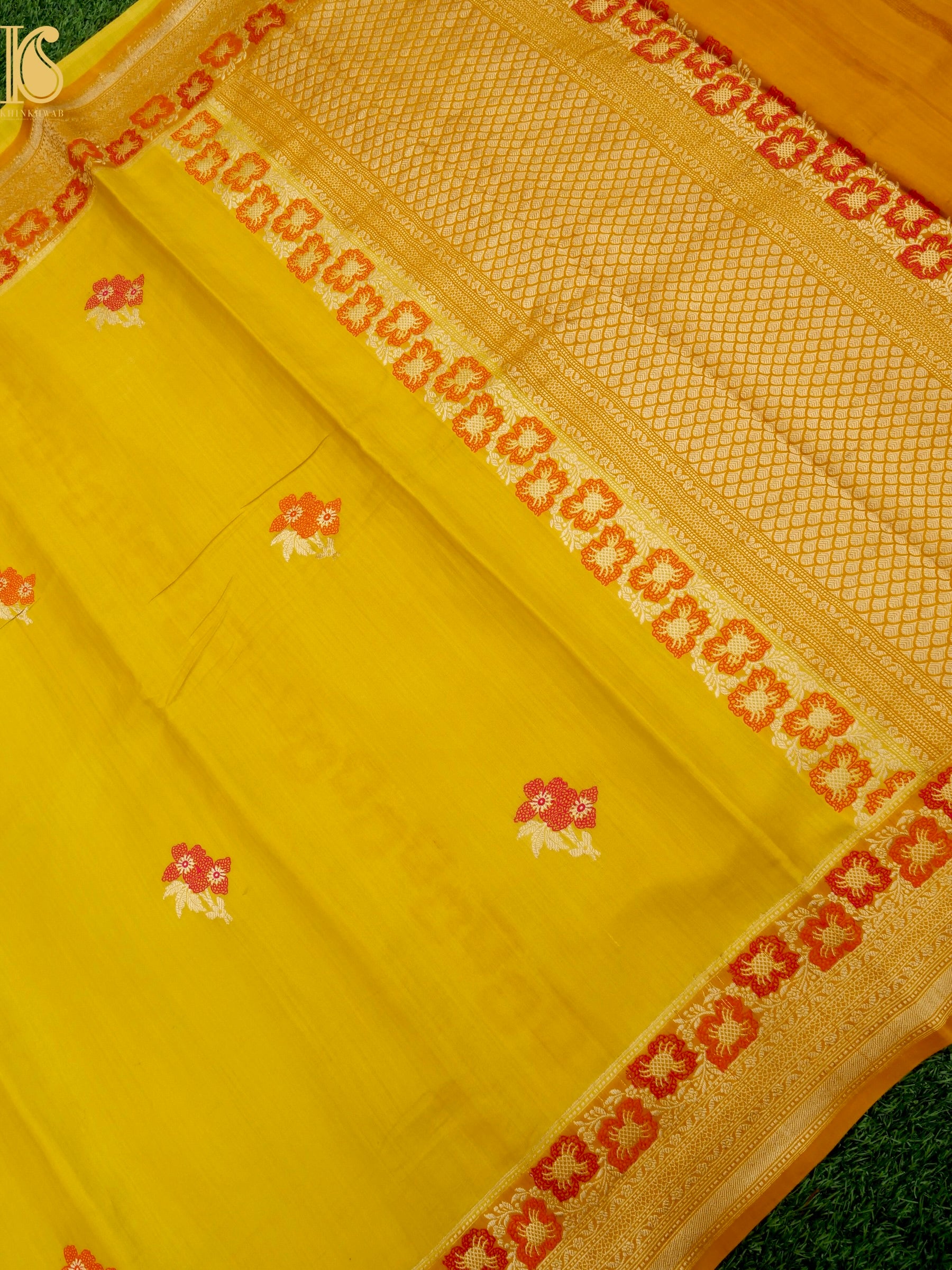 Handloom Banarasi Gajji Silk Alfi Booti Saree