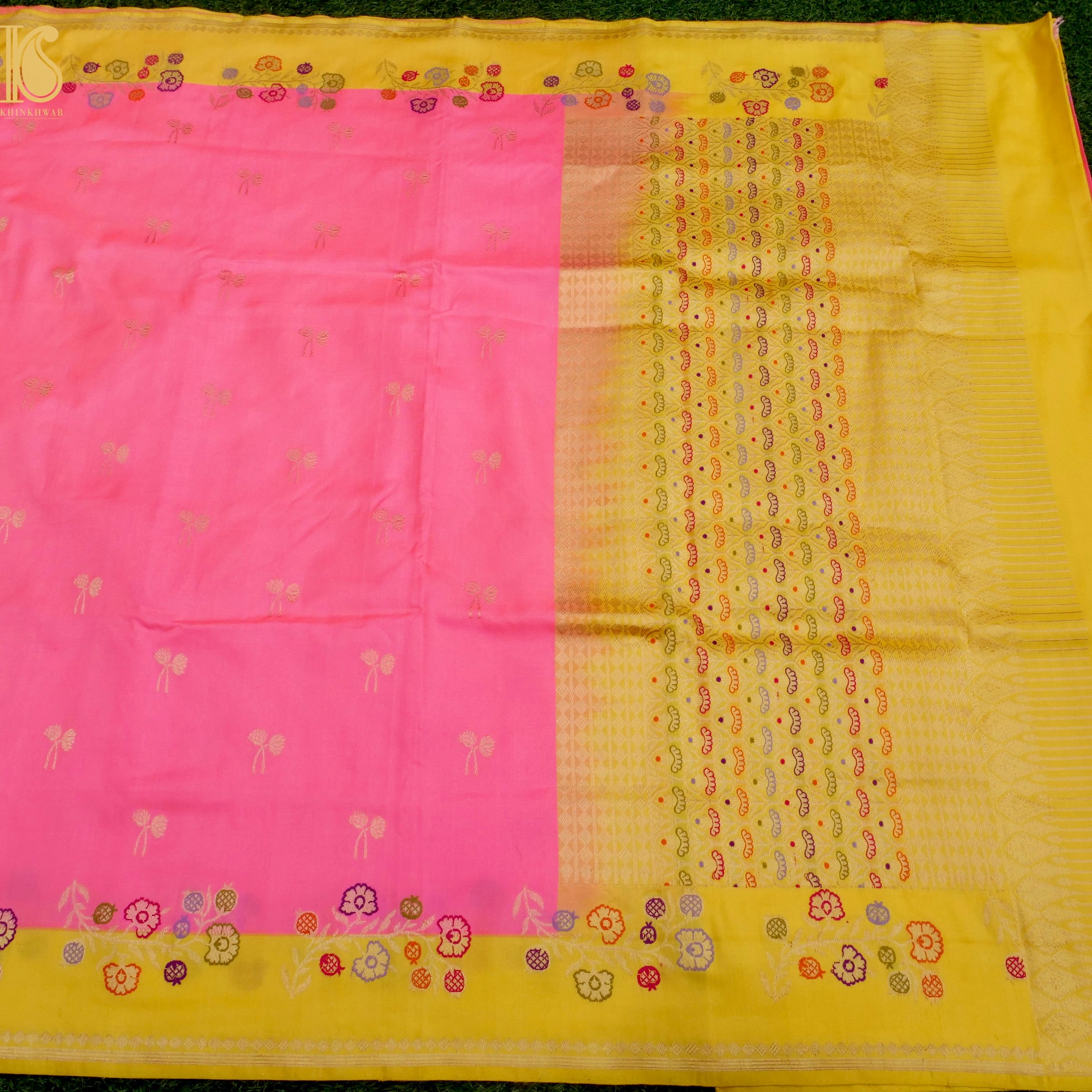 Handloom Katan Silk Ekatara Kadhiyal Banarasi Saree