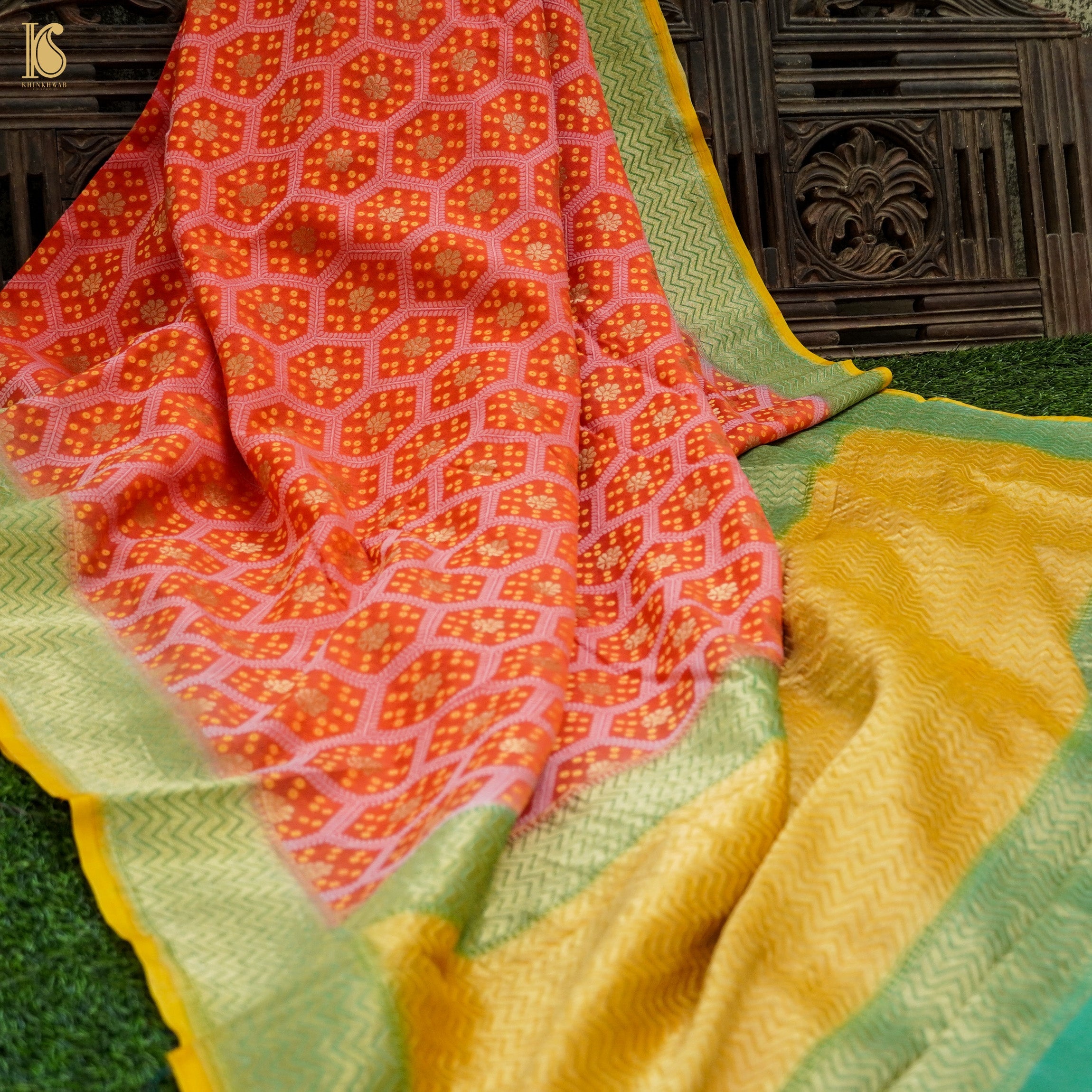 Vermilion Red Pure Georgette Banarasi Honeycomb Saree - Khinkhwab