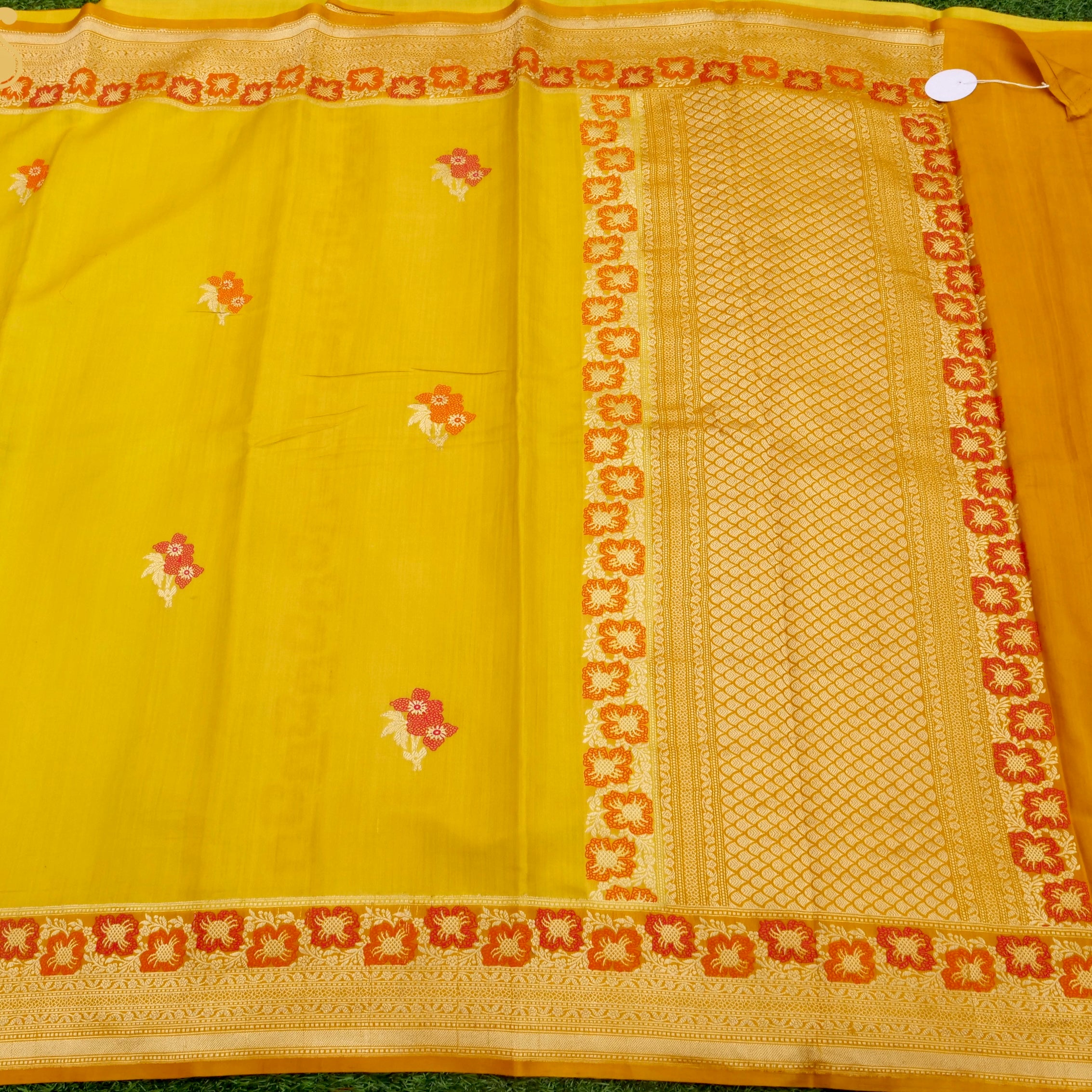 Handloom Banarasi Gajji Silk Alfi Booti Saree