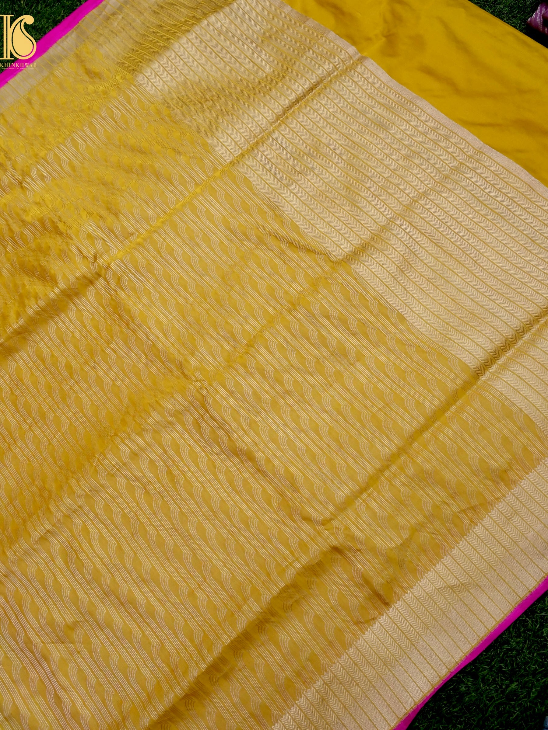 Handloom Banarasi Katan Silk Zari Tanchoi Saree