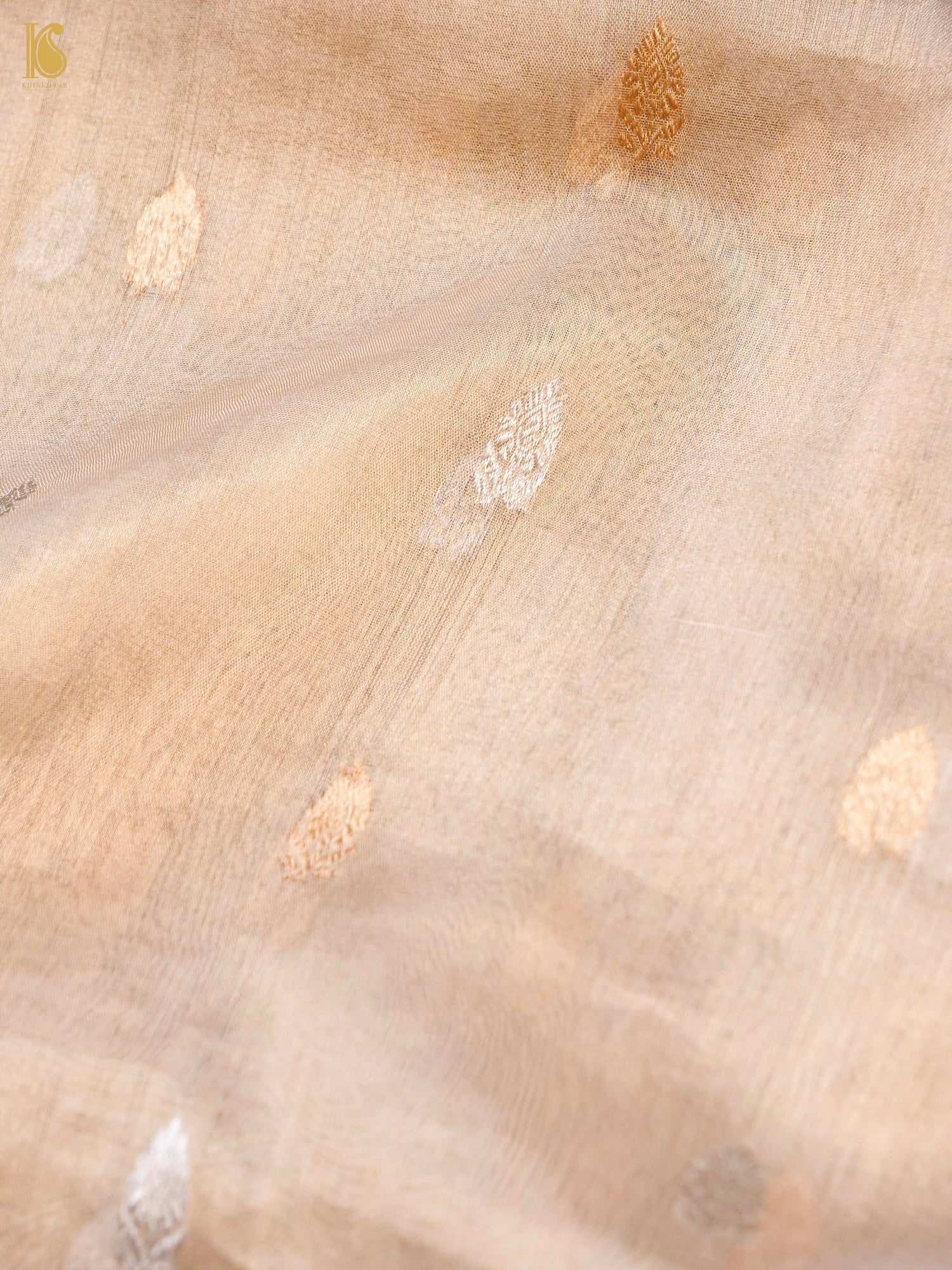Handloom Banarasi Pure Tissue Saree