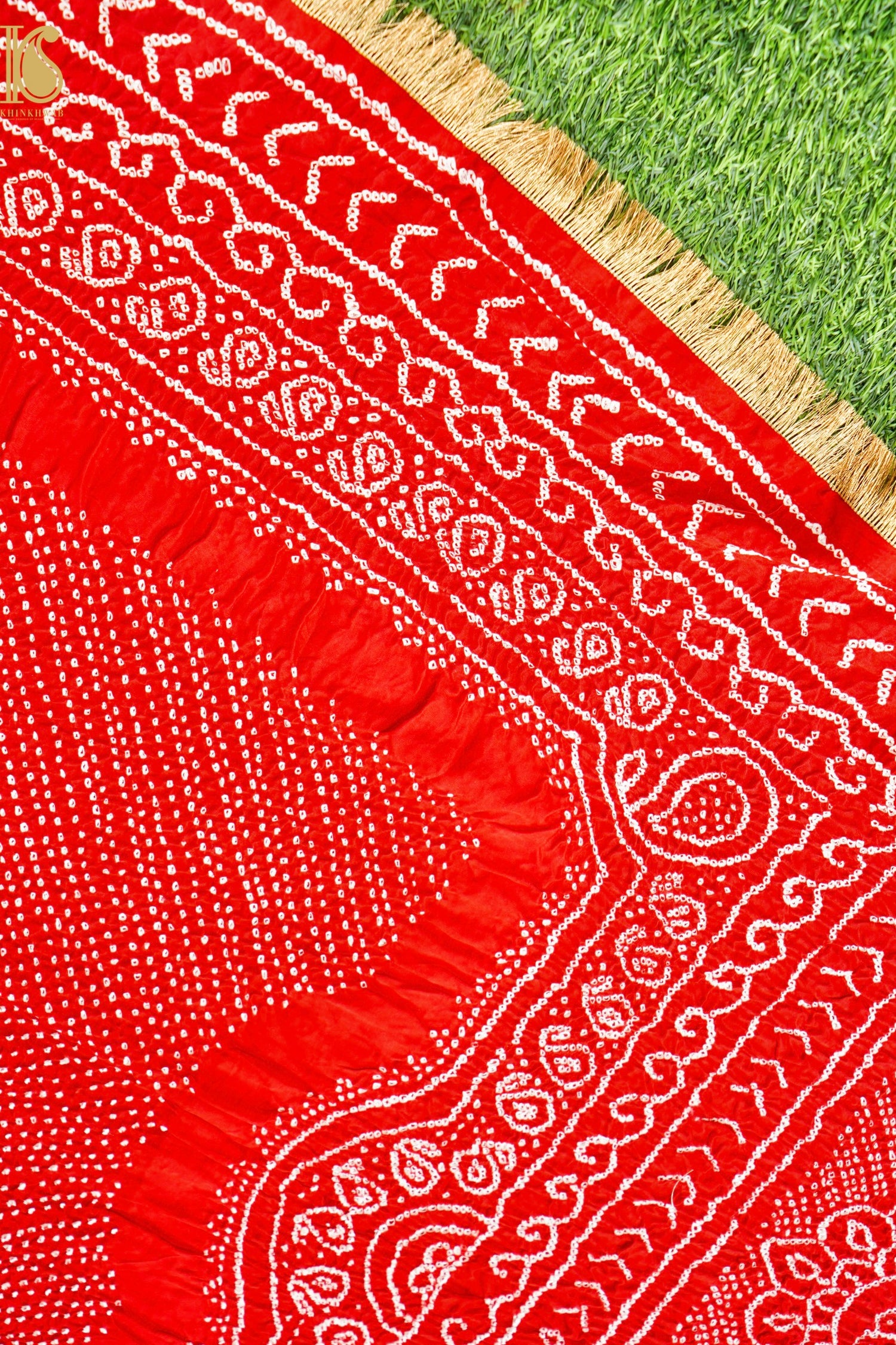 Red Georgette Handloom Banarasi Bandhani Suit Fabric with Hand Embriodery