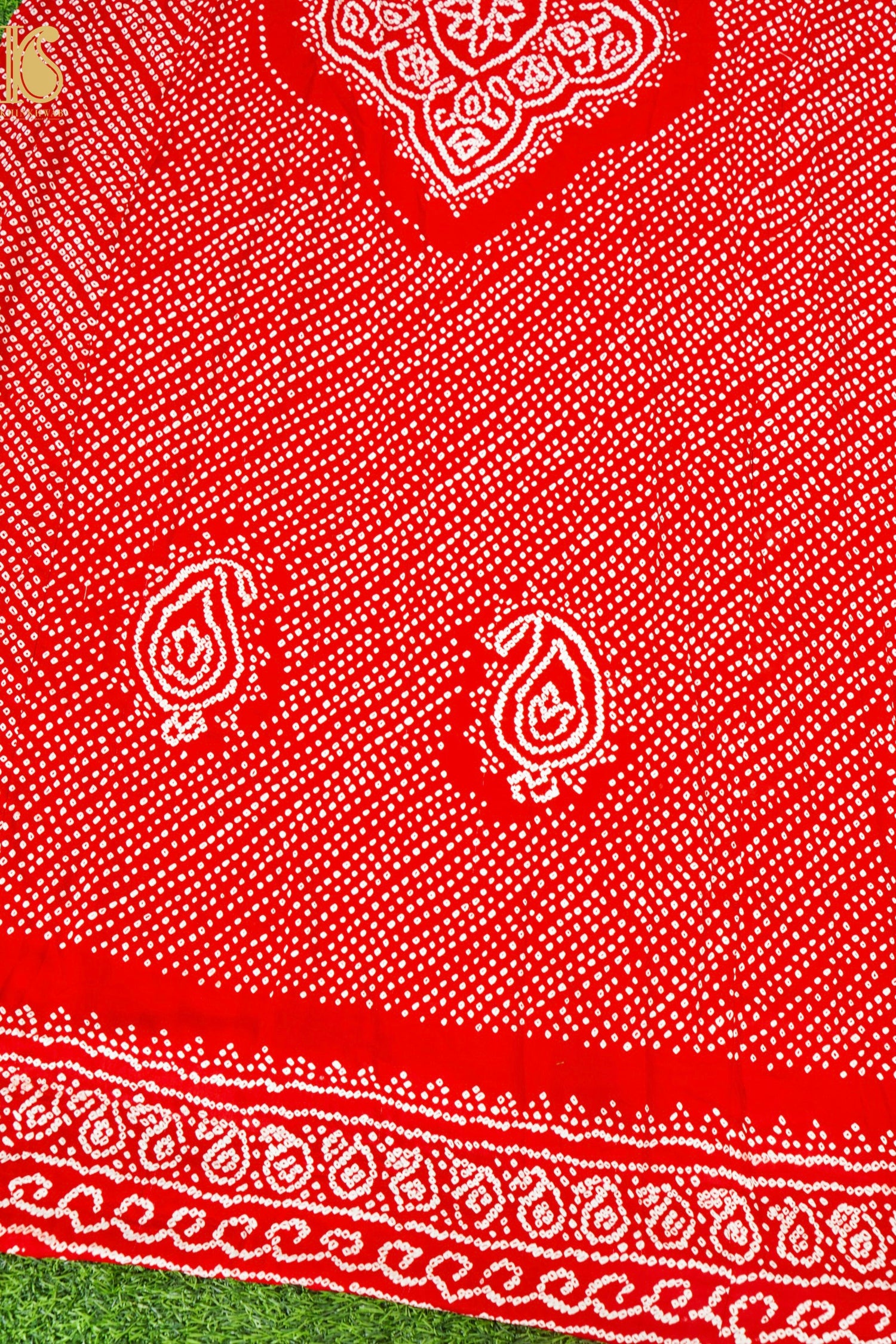 Red Georgette Handloom Banarasi Bandhani Suit Fabric with Hand Embriodery