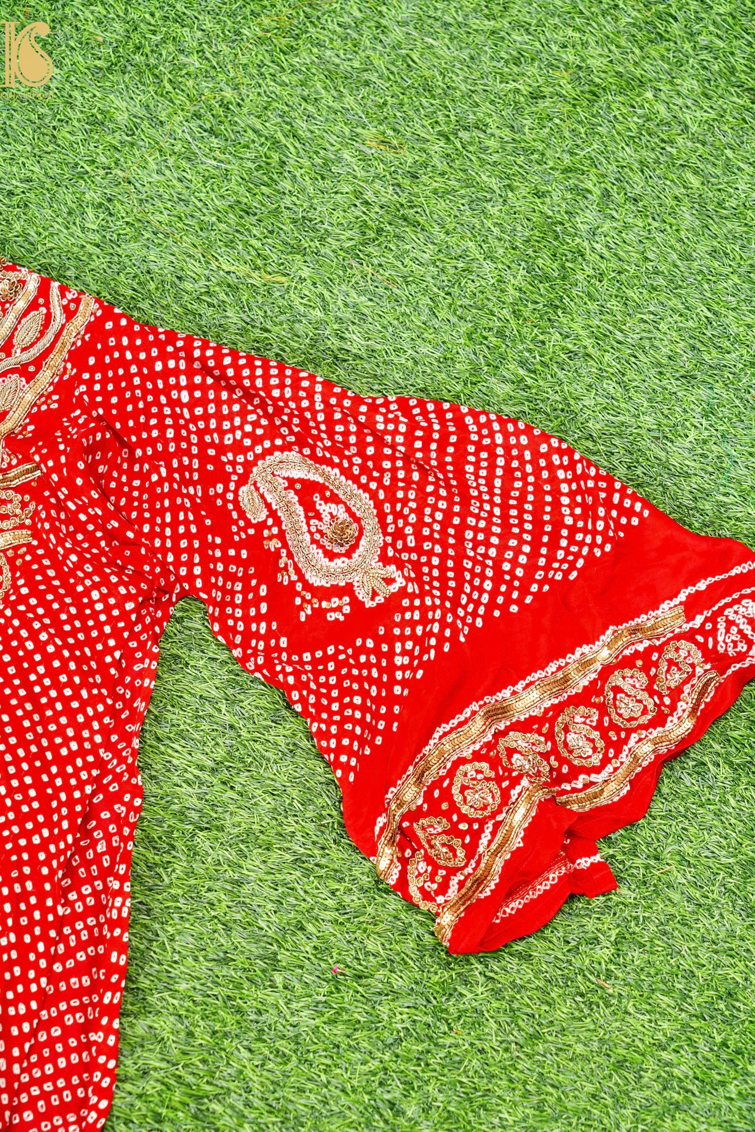 Red Georgette Handloom Banarasi Bandhani Suit Fabric with Hand Embriodery