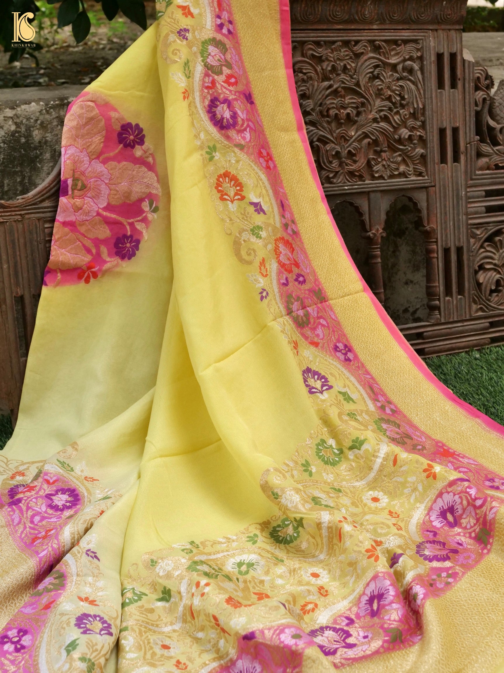 Handwoven Banarasi Georgette Dupatta with Floral Meenakari