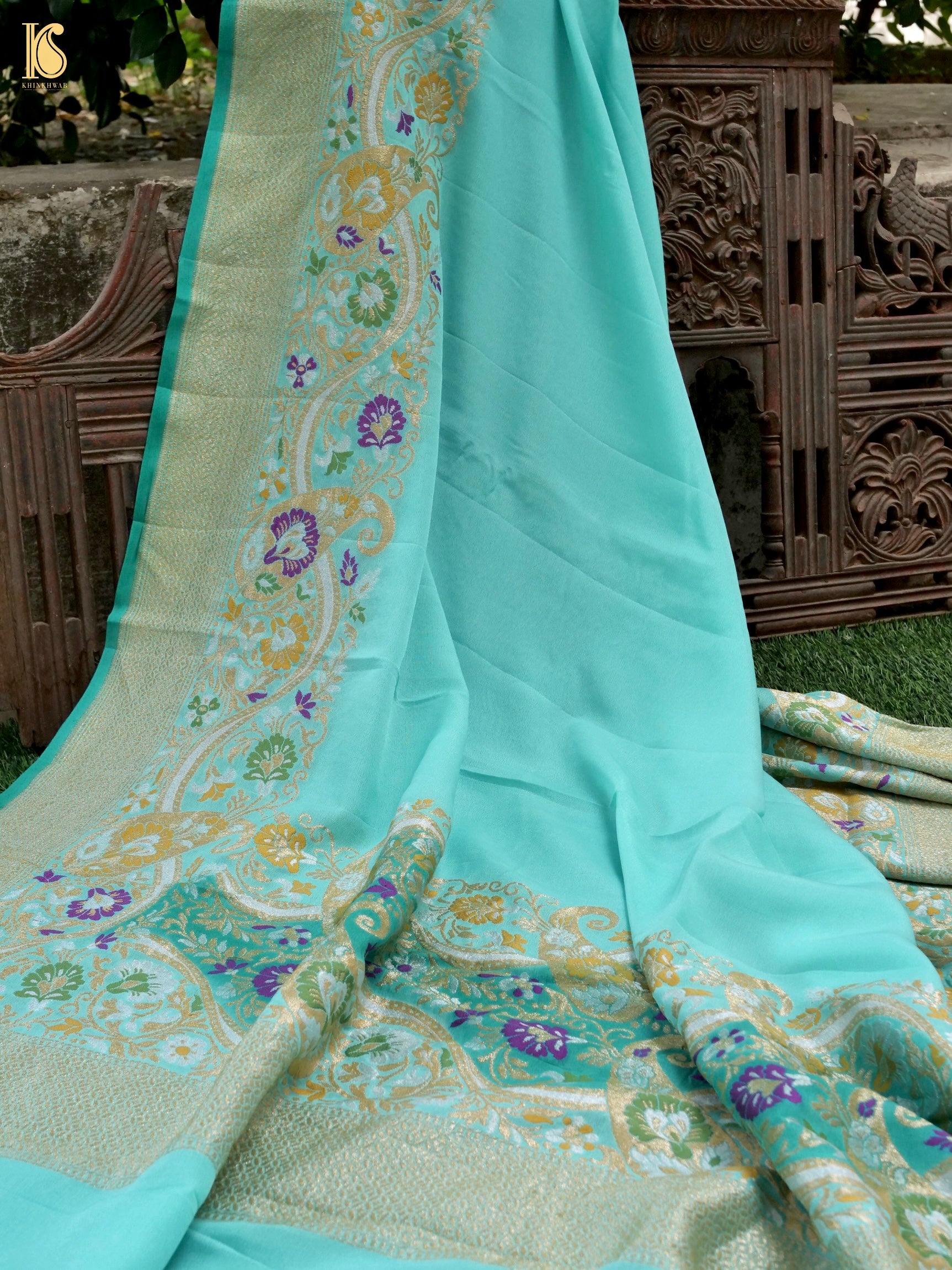 Handwoven Banarasi Georgette Dupatta with Floral Meenakari