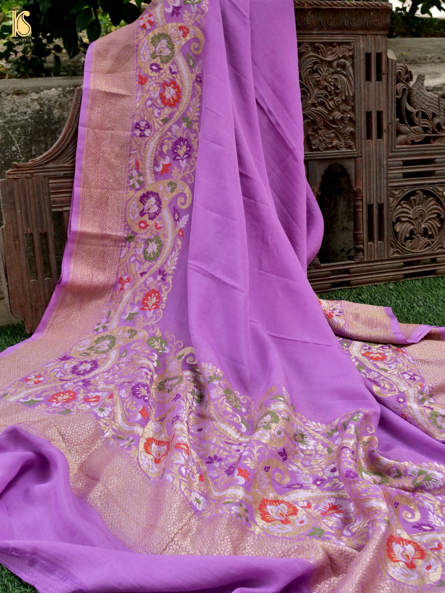 Handwoven Banarasi Georgette Dupatta with Floral Meenakari
