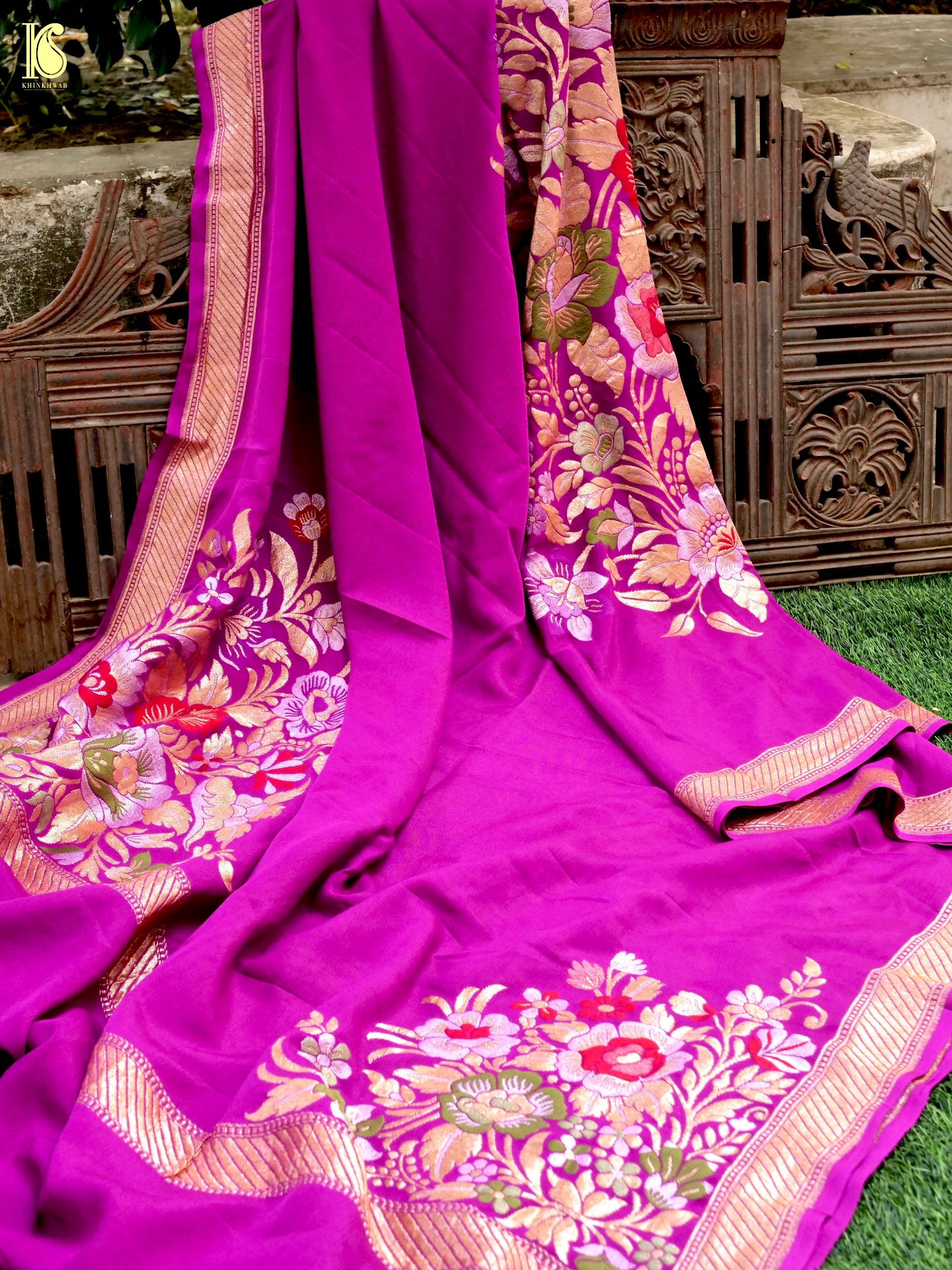 Handwoven Banarasi Georgette Dupatta with Floral Meenakari