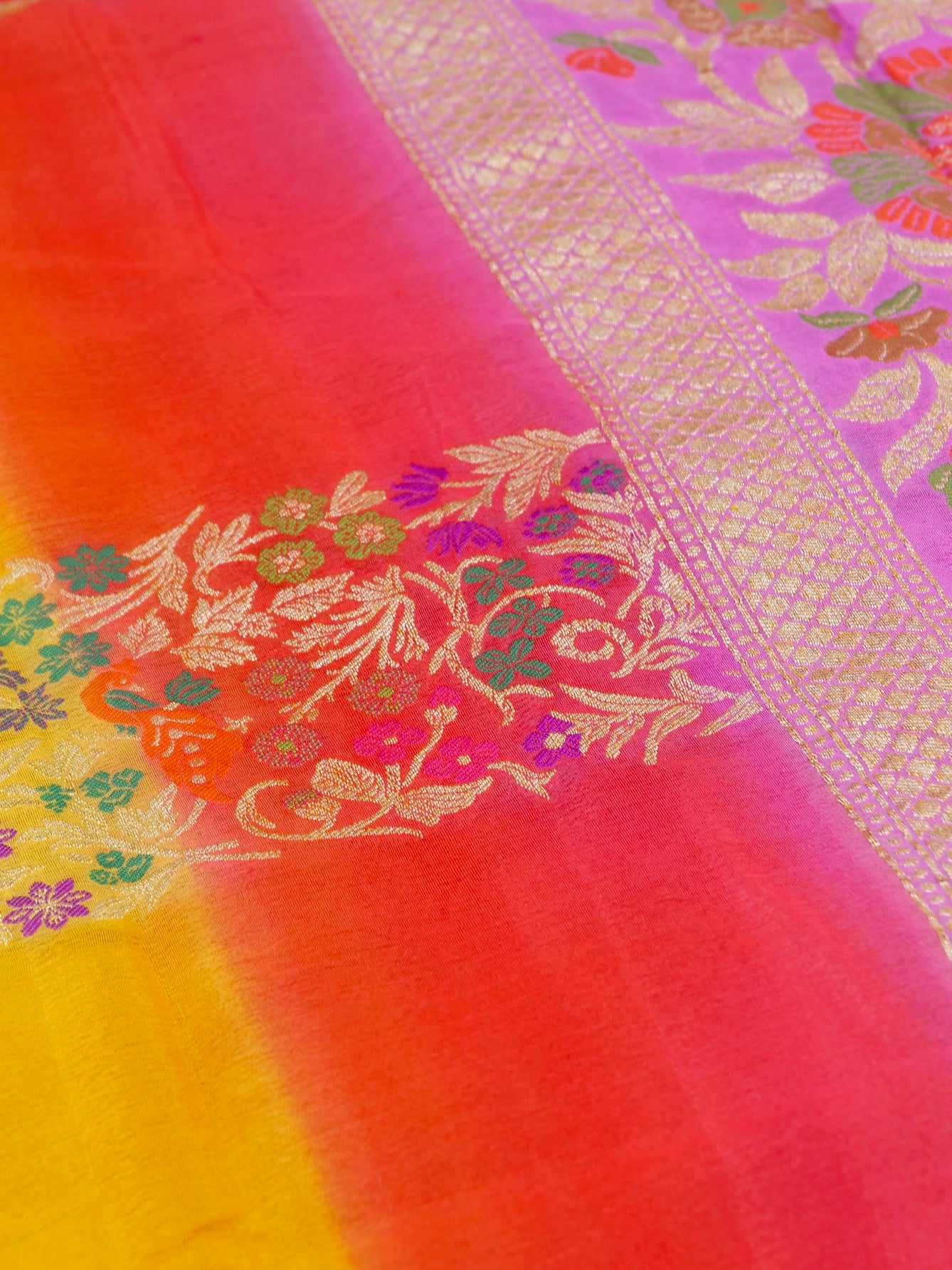 Handwoven Banarasi Georgette Dupatta with Floral Meenakari