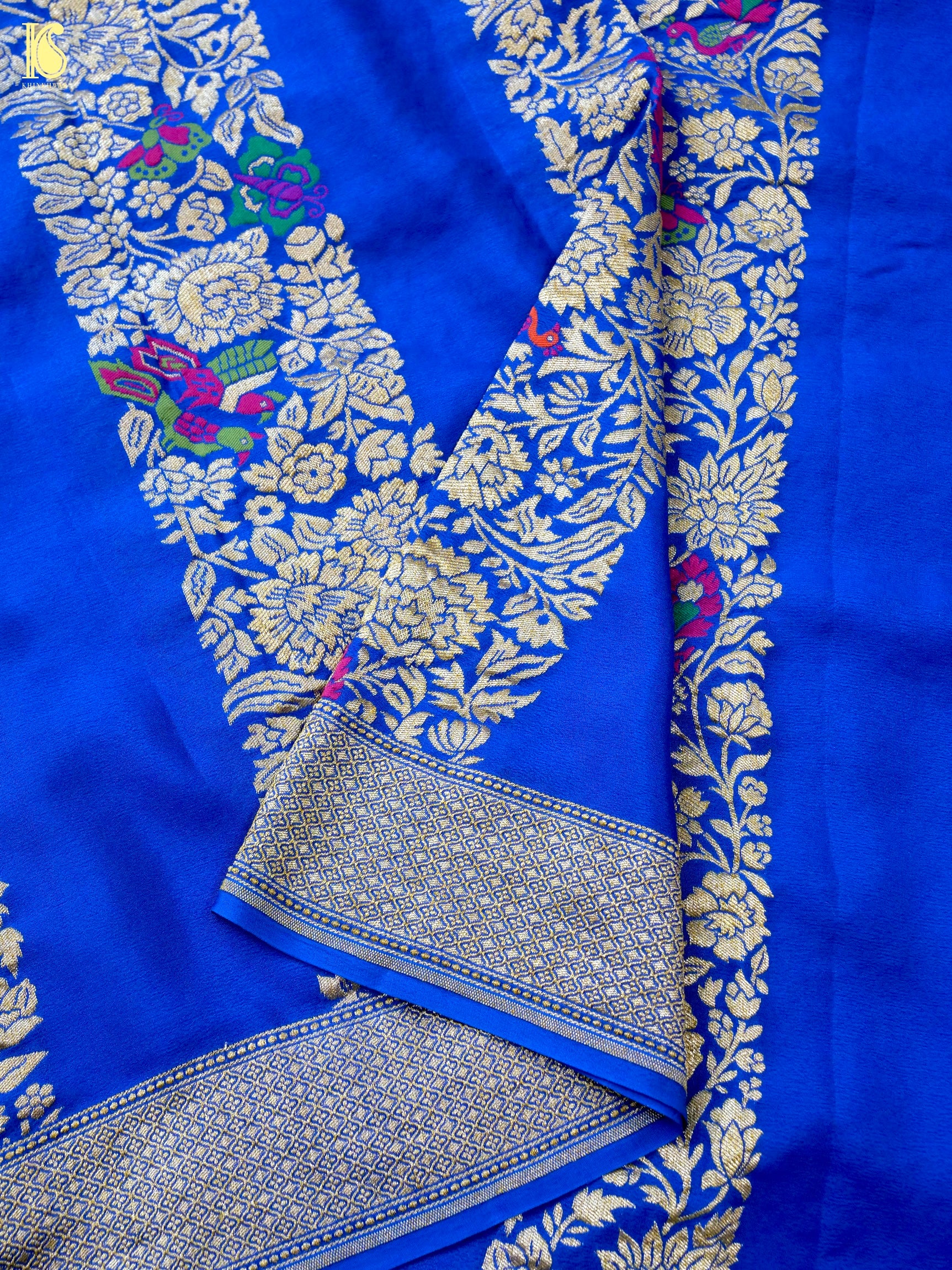 Handwoven Banarasi Georgette Dupatta with Floral Meenakari