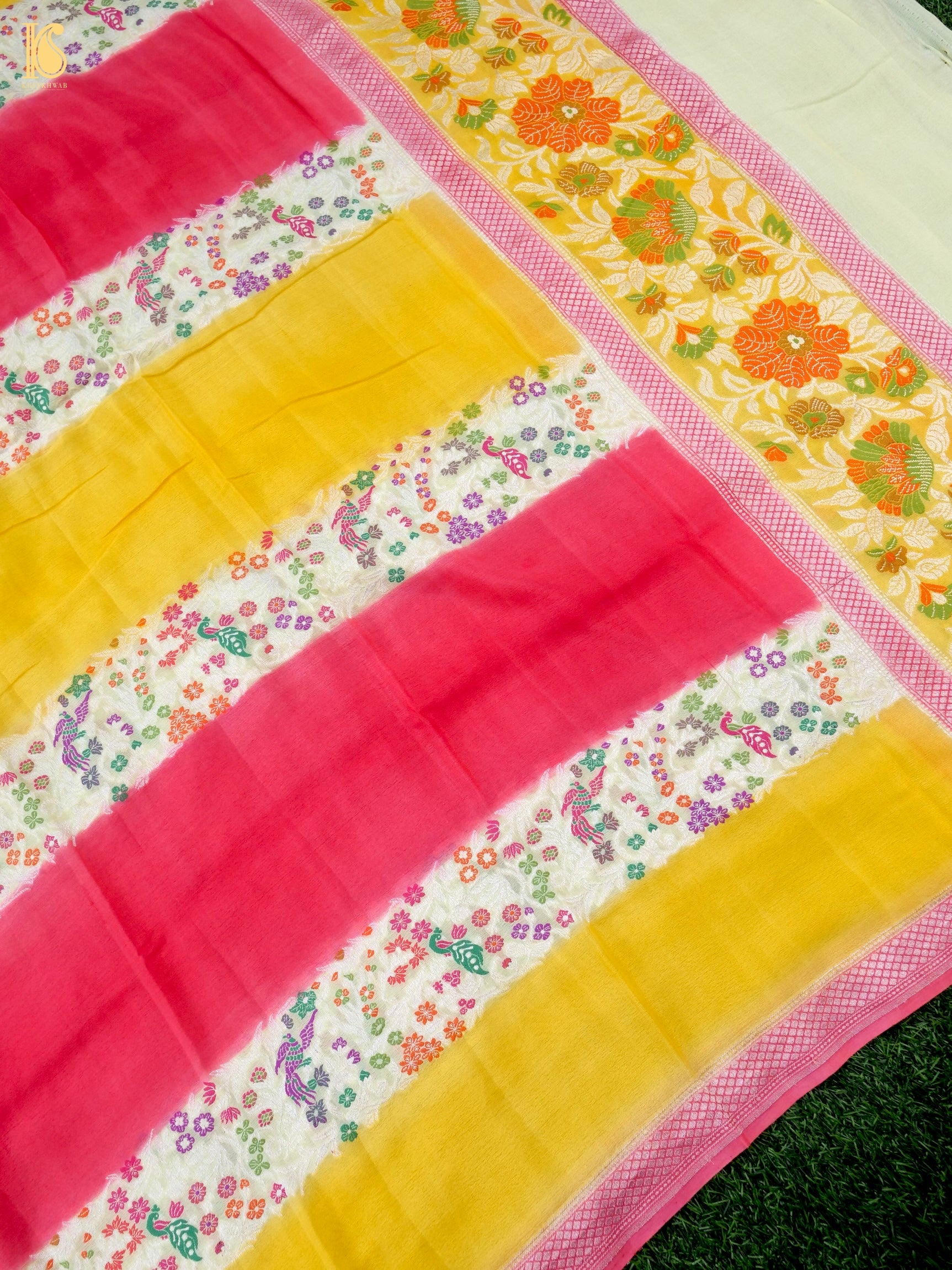 Handwoven Banarasi Georgette Dupatta with Floral Meenakari