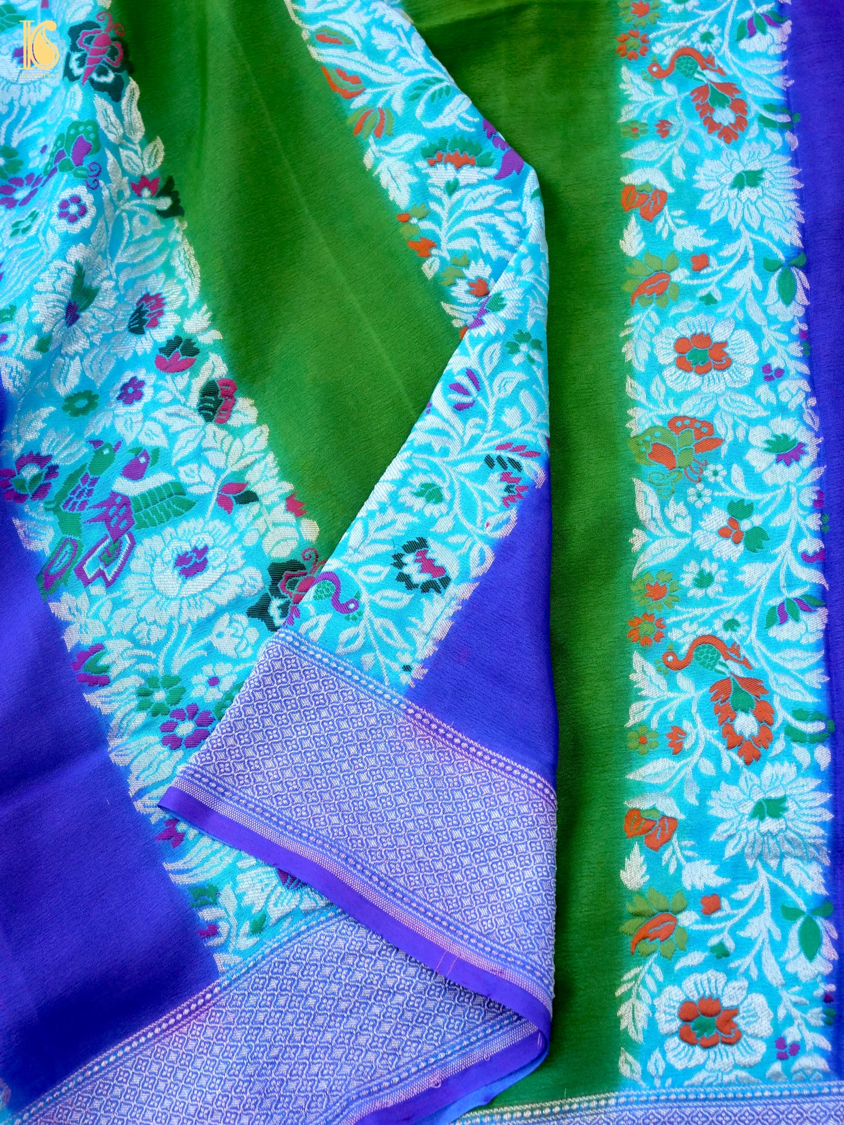 Handwoven Banarasi Georgette Dupatta with Floral Meenakari
