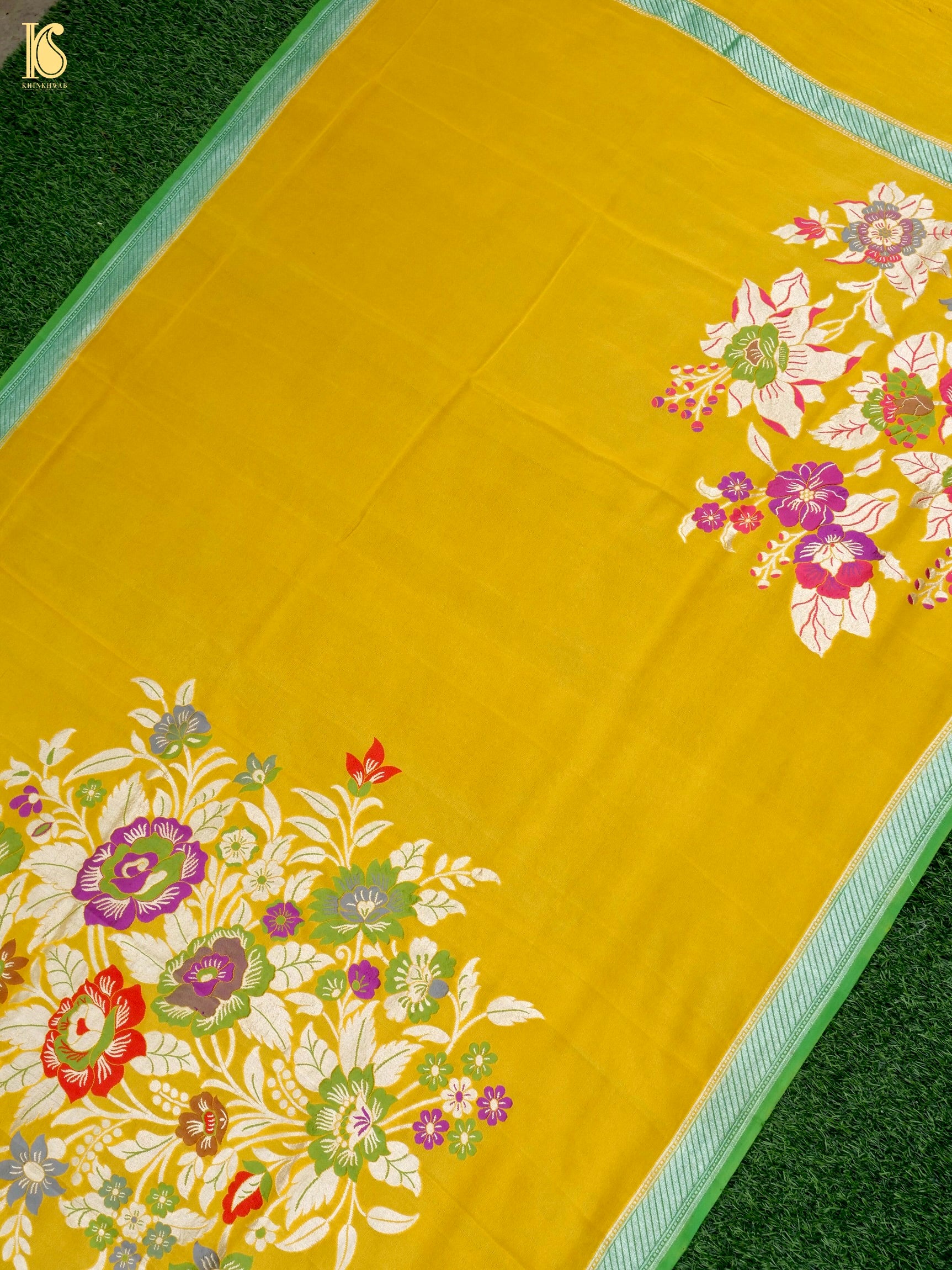 Handwoven Banarasi Georgette Dupatta with Floral Meenakari