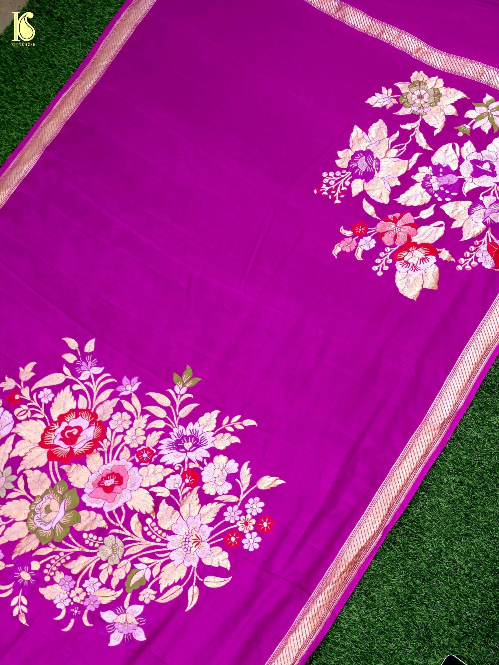 Handwoven Banarasi Georgette Dupatta with Floral Meenakari