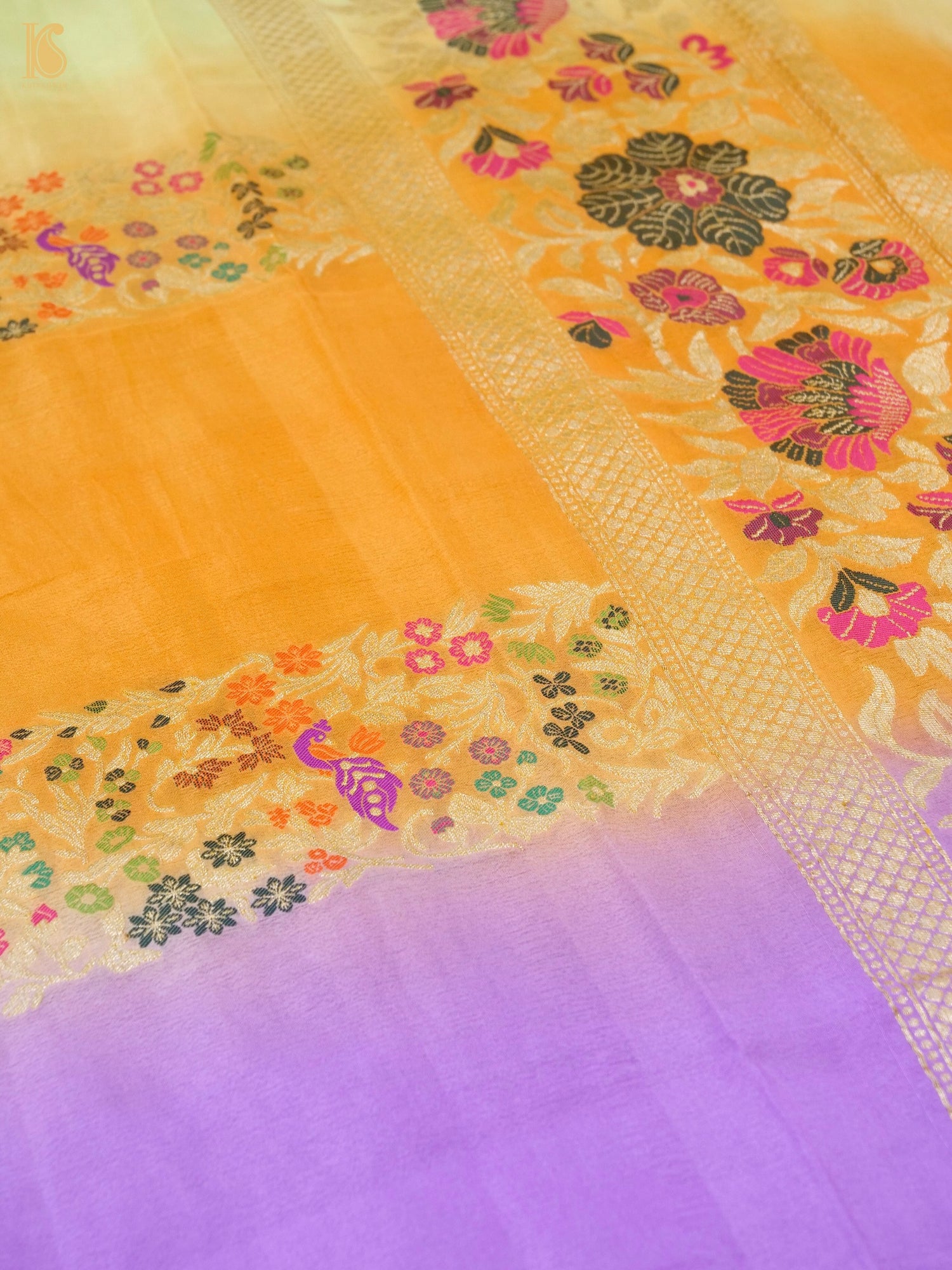 Handwoven Banarasi Georgette Dupatta with Floral Meenakari