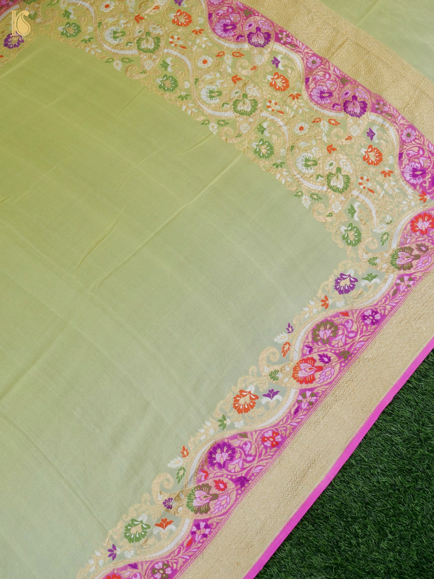Handwoven Banarasi Georgette Dupatta with Floral Meenakari