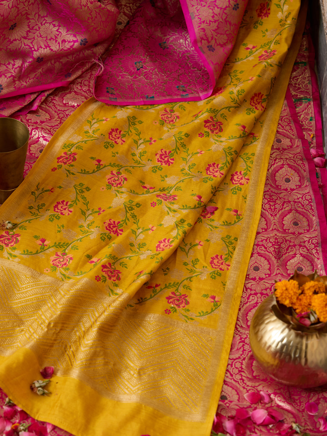 Pure Chiniya Silk Banarasi Woven Stole