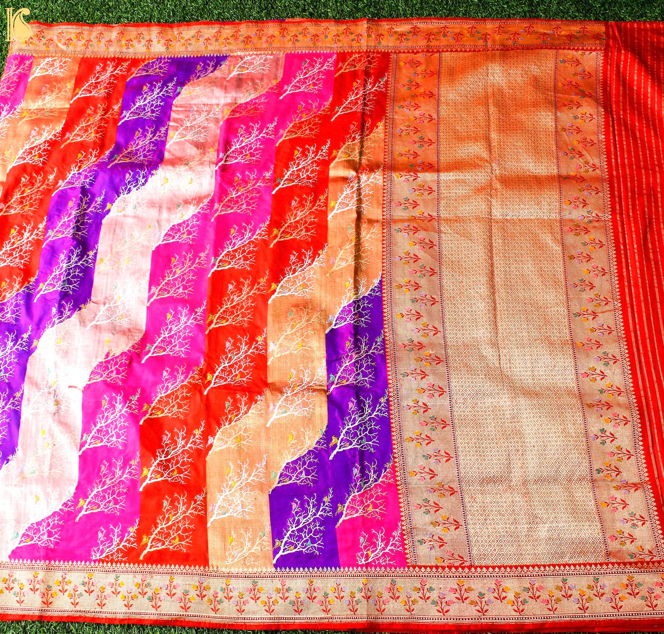 Scarlet Red Handloom Banarasi Pure Katan Silk Rangkat Bird Kadwa Saree - Khinkhwab