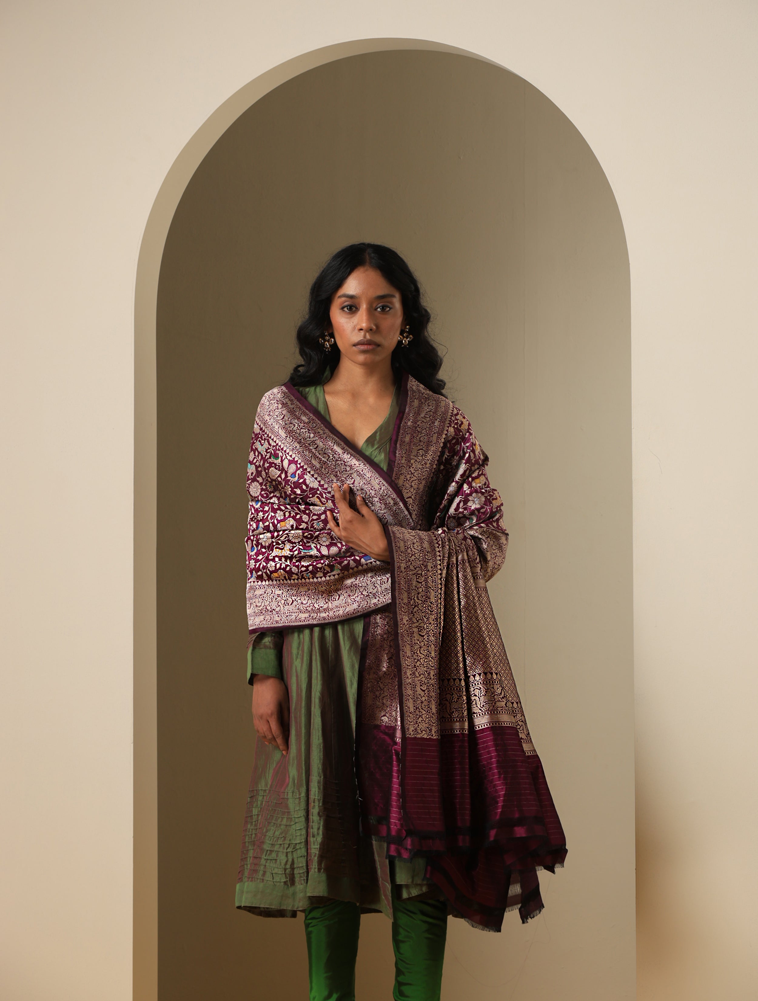 Handloom Banarasi Katan Silk Shikargah Dupatta