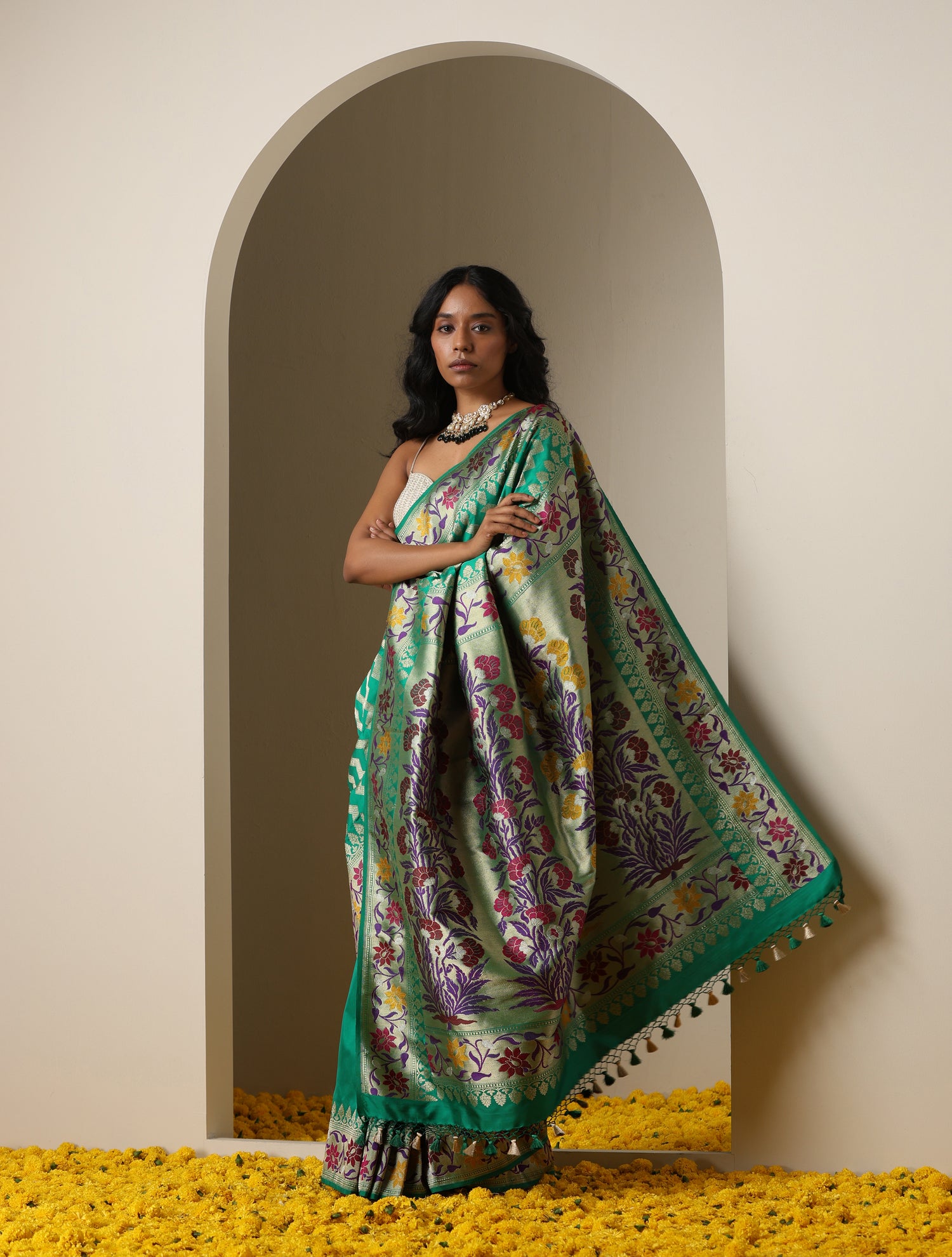 Handloom Banarasi Katan Silk Kadwa Ektara Kumudini Saree