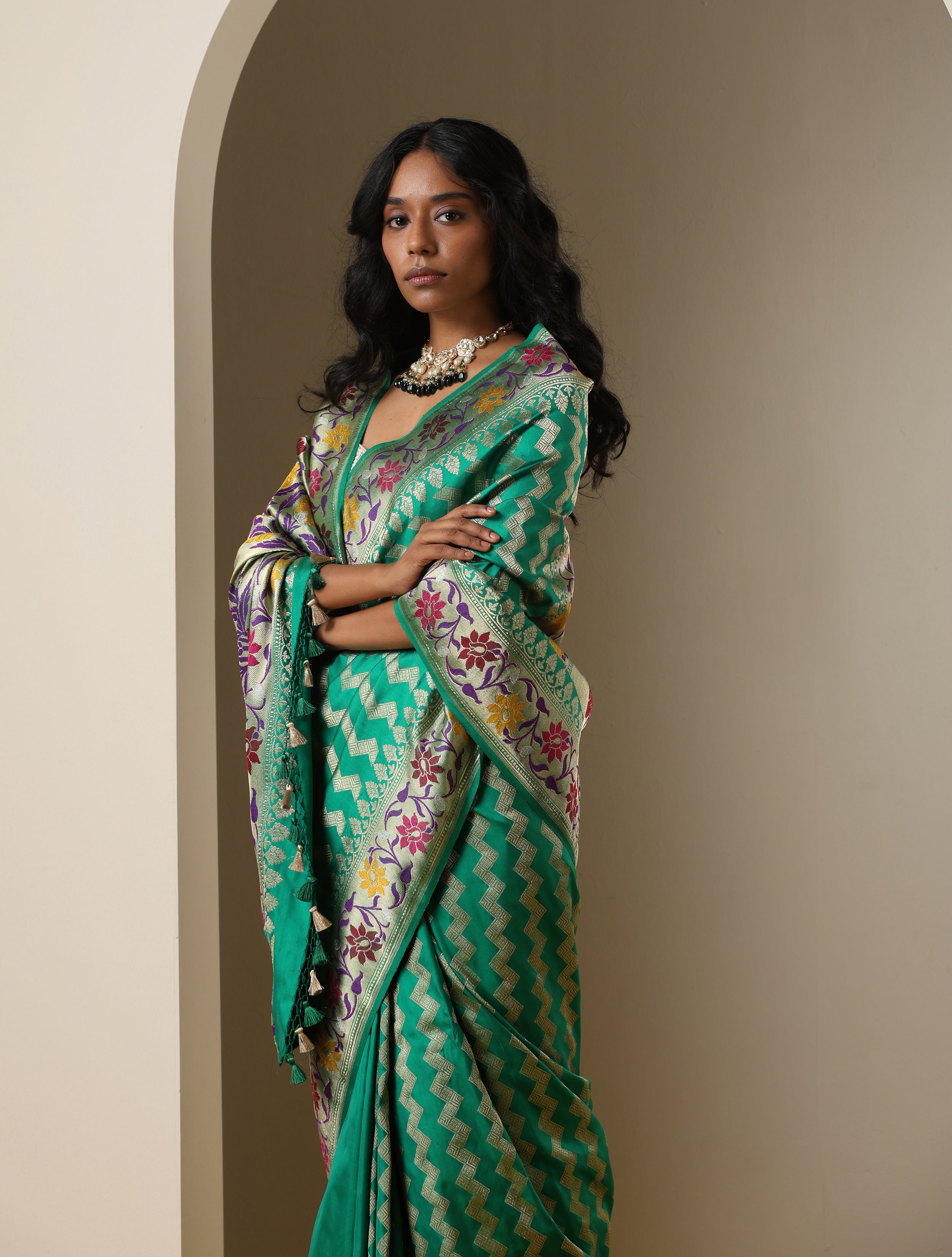 Handloom Banarasi Katan Silk Kadwa Ektara Kumudini Saree