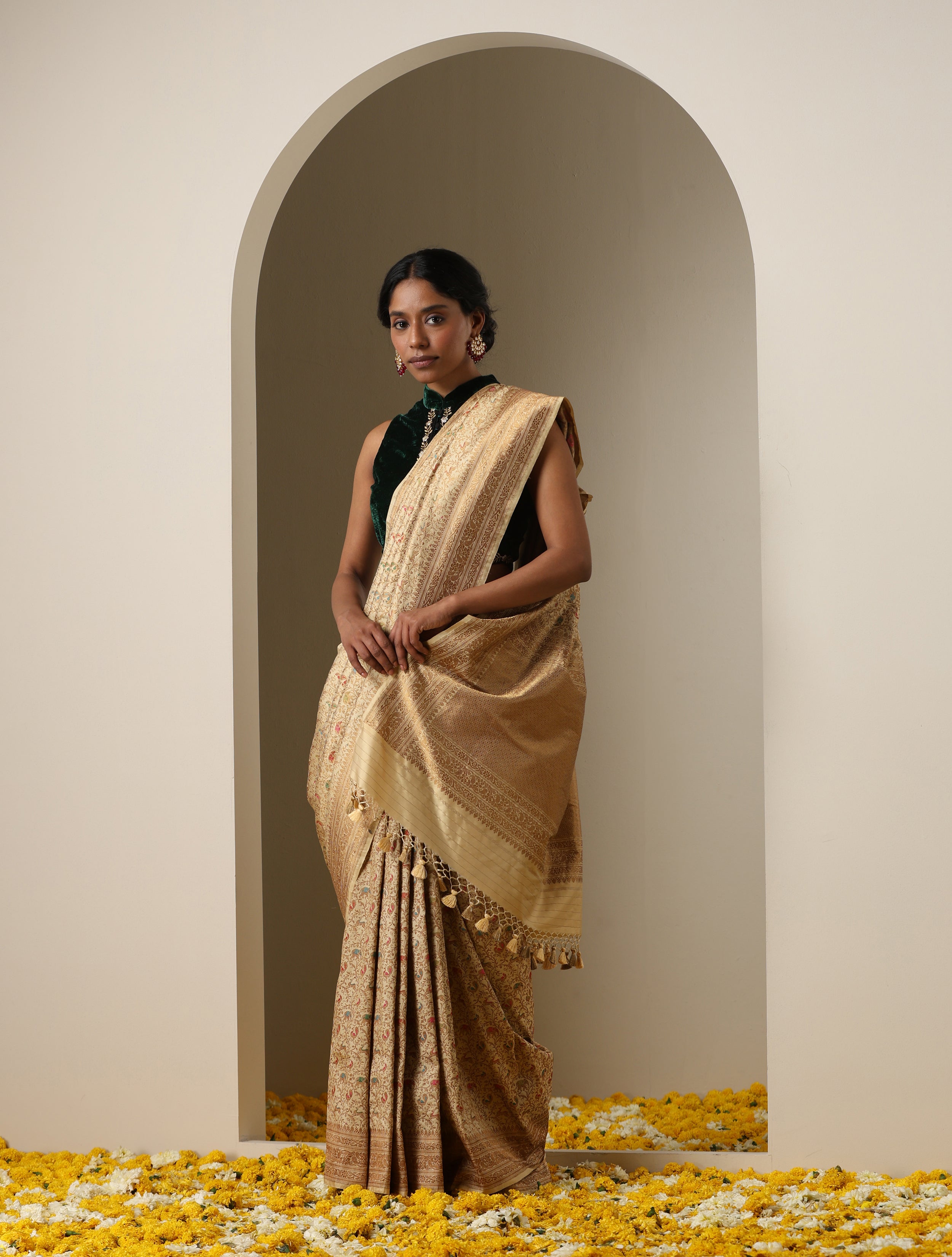 Handloom Katan Silk Off White Banarasi Shikargah Saree
