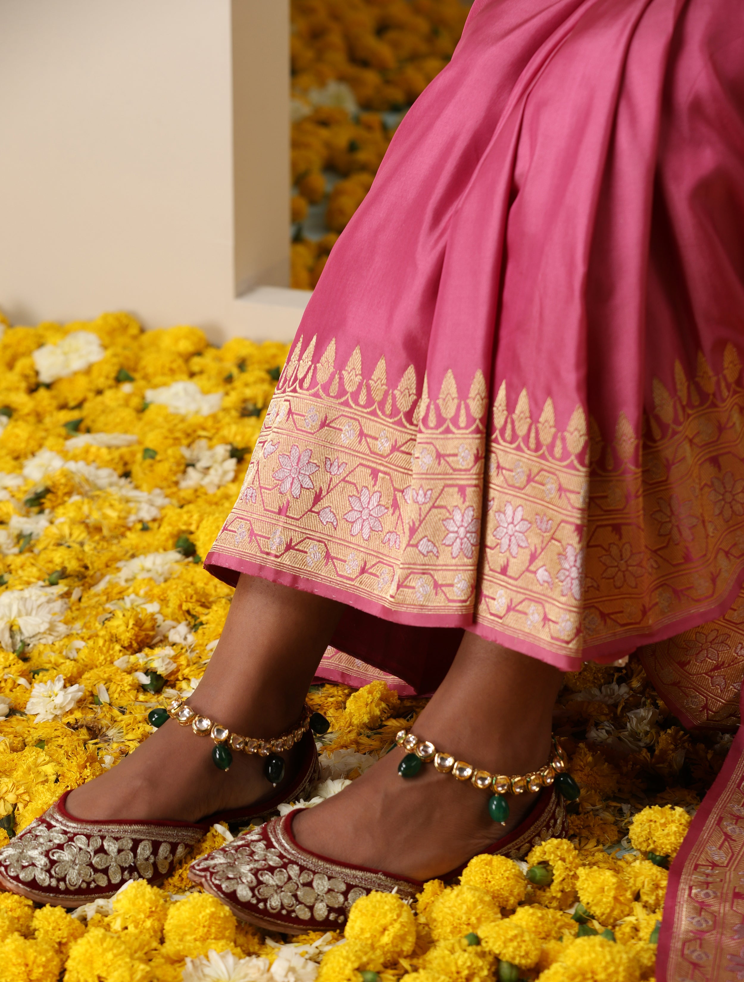 Handloom Banarasi Katan Silk Kadwa Ektara Kumudini Saree