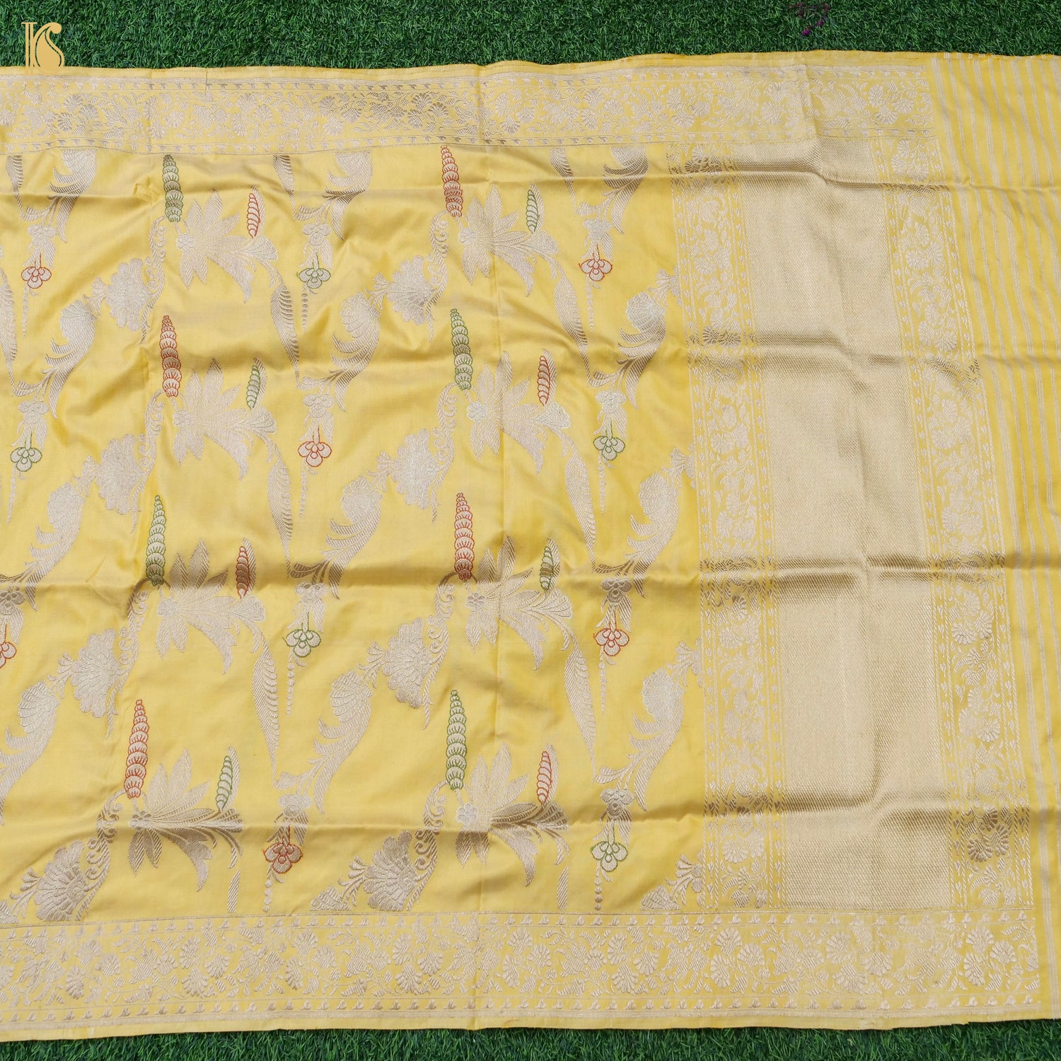 Handwoven Banarasi Katan Silk Kadwa Dupatta