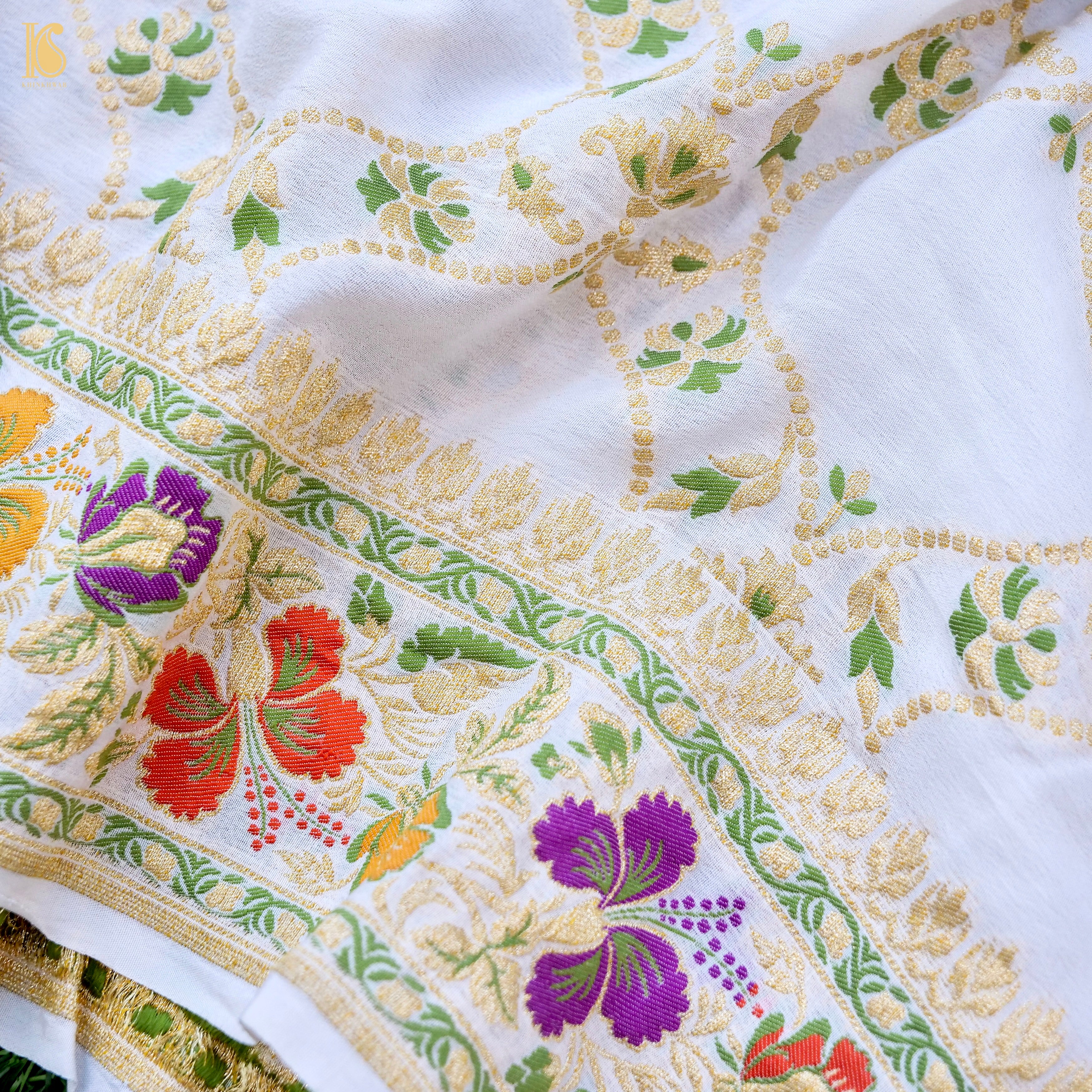 Dyeable Pure Georgette Banarasi Dahlia Border Saree