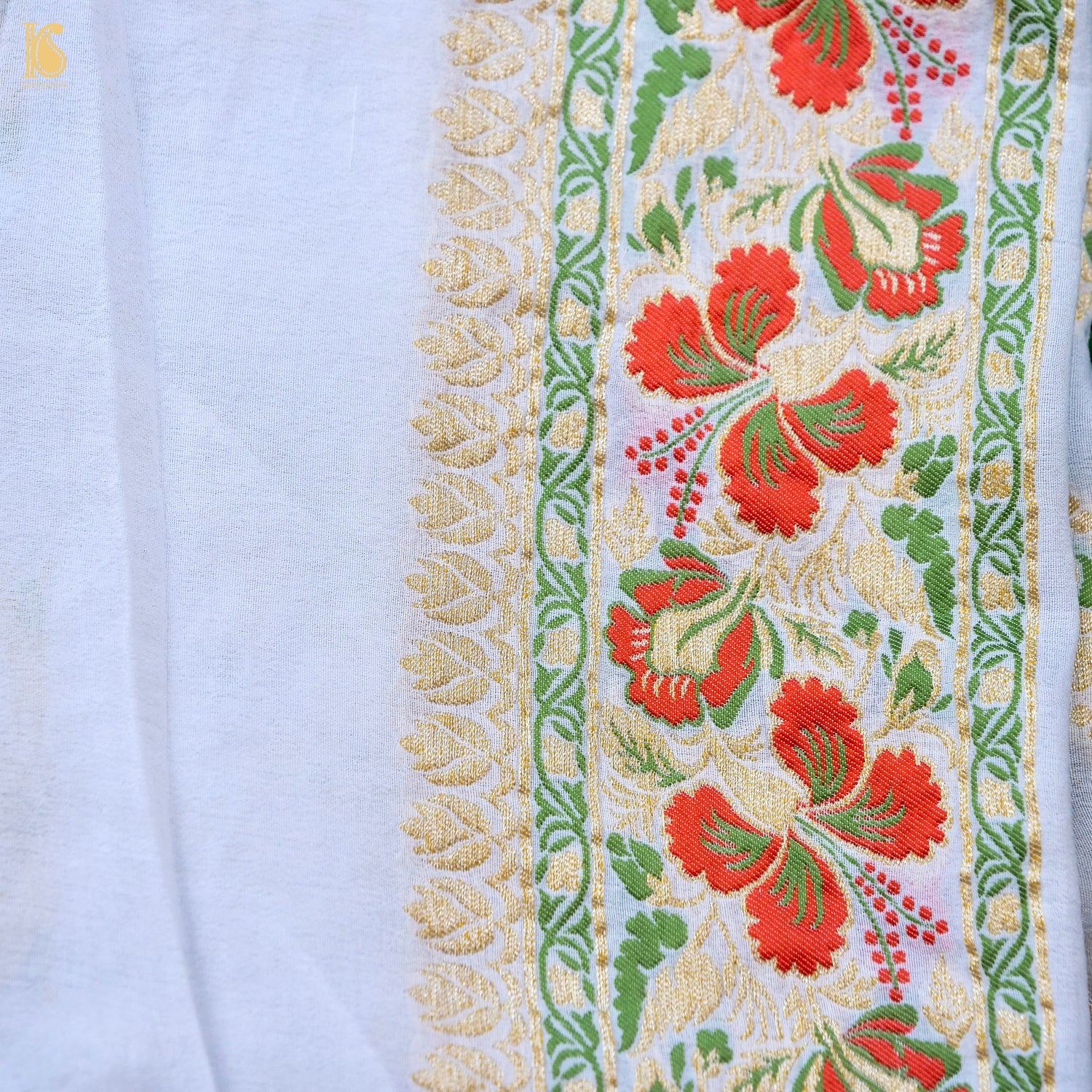 Dyeable Pure Georgette  Banarasi Dahlia Border Saree