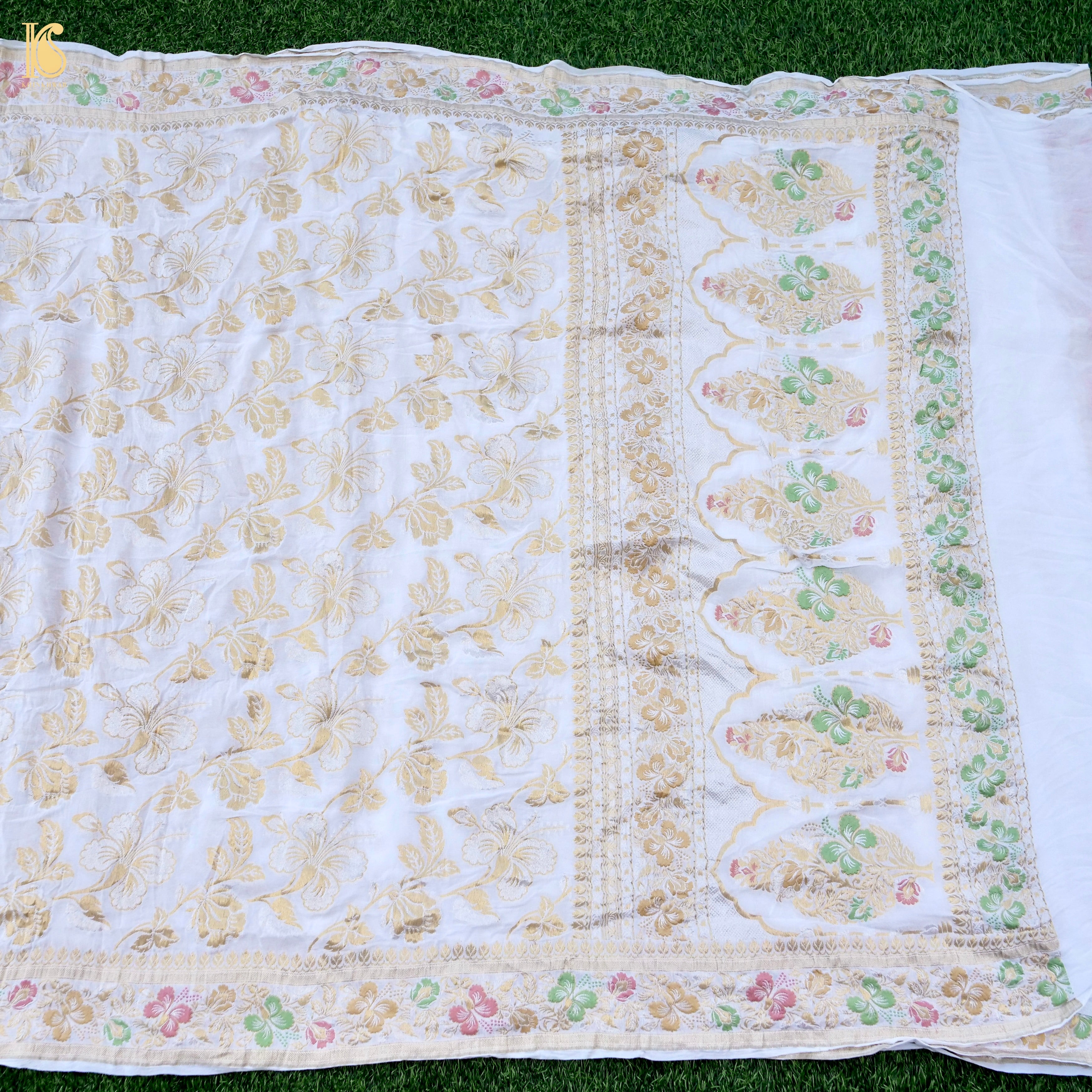 Dyeable Pure Georgette Banarasi Dahlia Saree