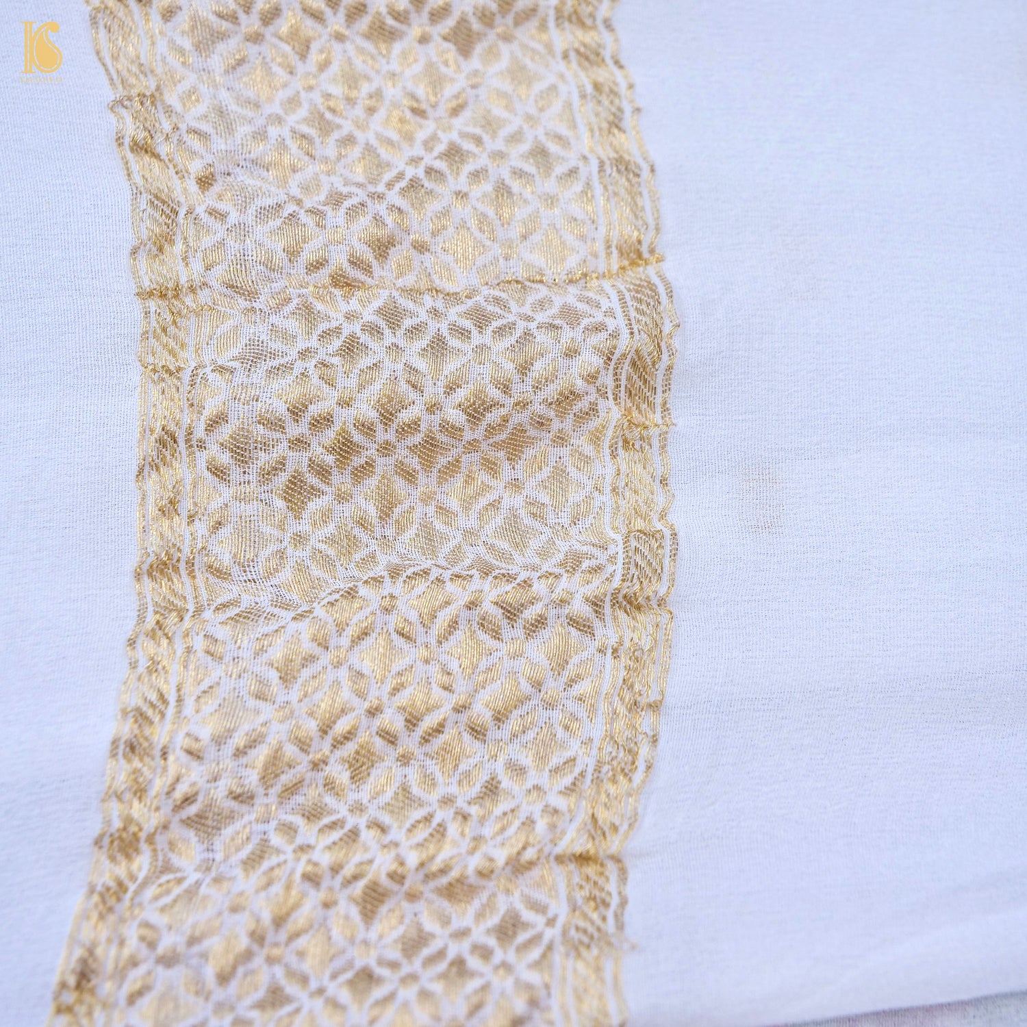 Dyeable Pure Georgette Banarasi Boota Saree